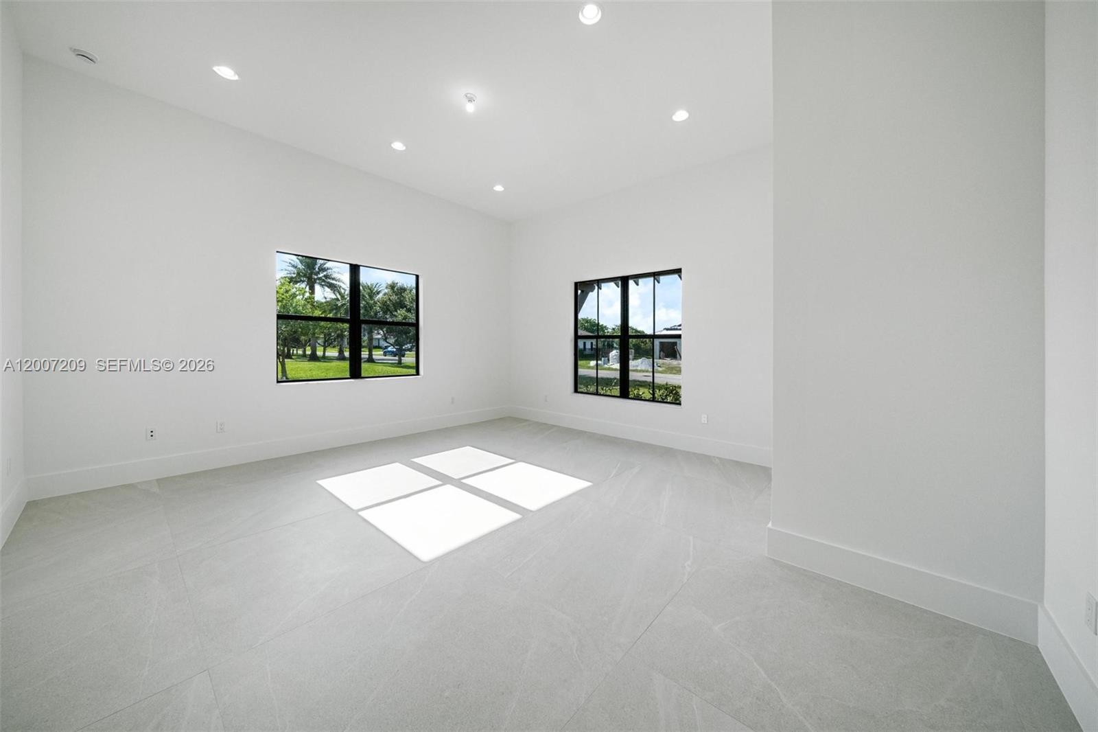 FLAMINGO RANCH ESTATES - Residential