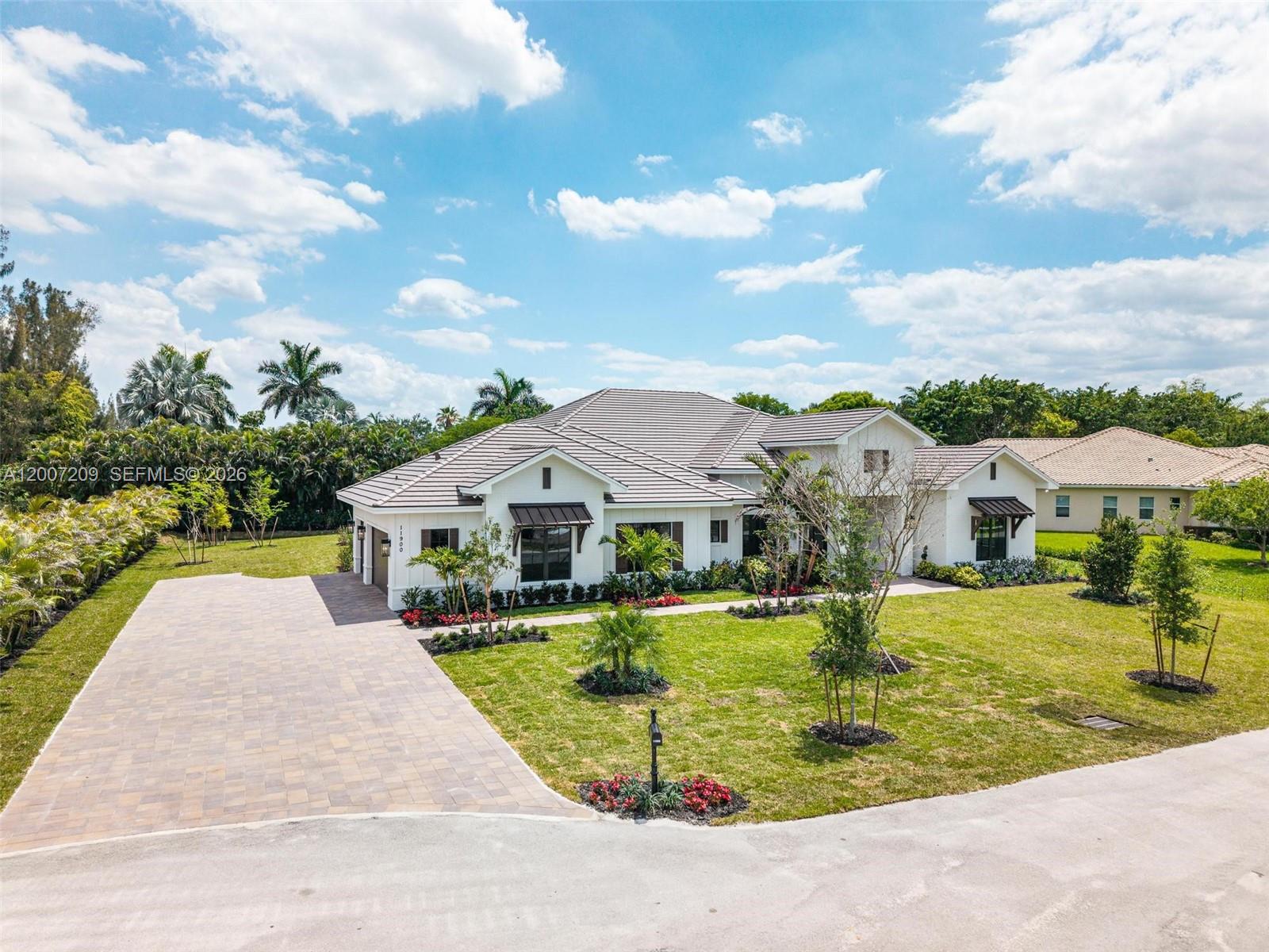 FLAMINGO RANCH ESTATES - Residential