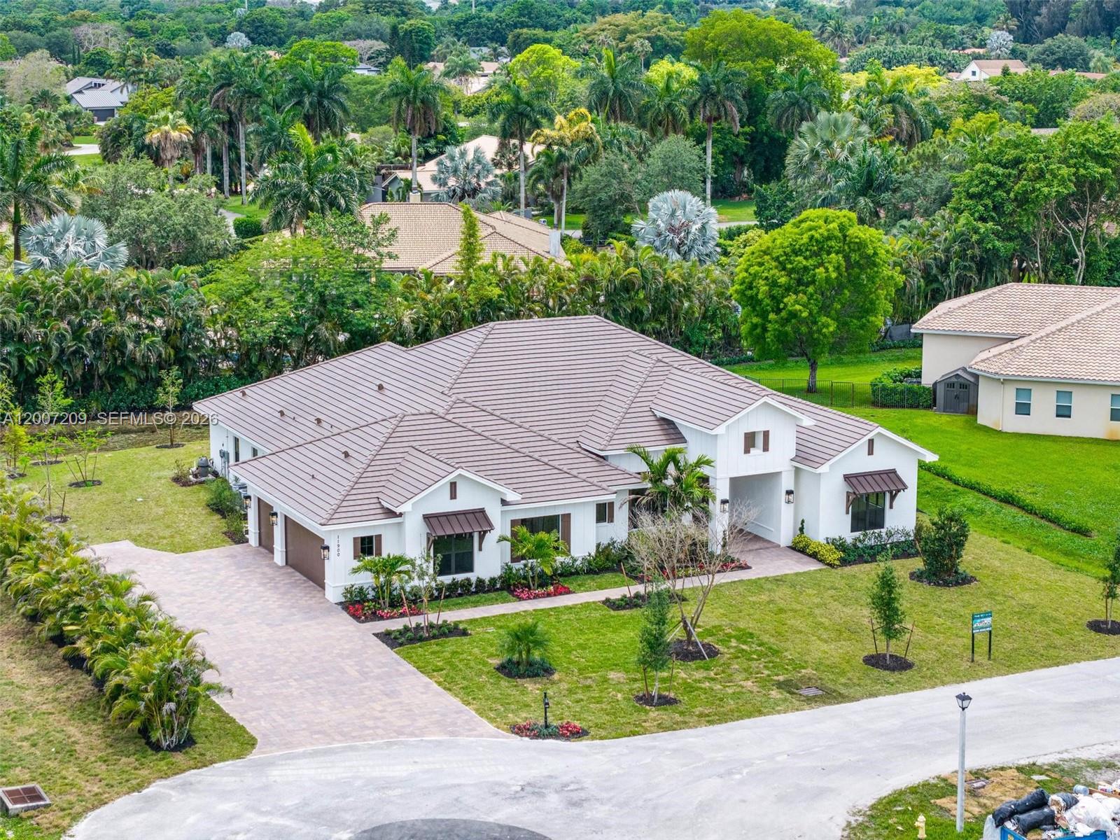 FLAMINGO RANCH ESTATES - Residential