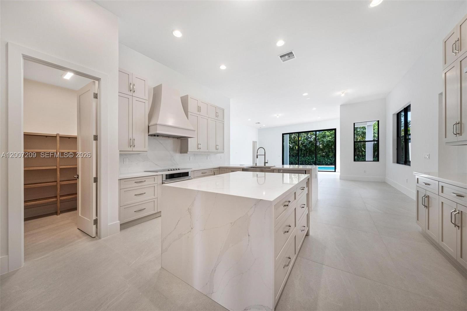 FLAMINGO RANCH ESTATES - Residential