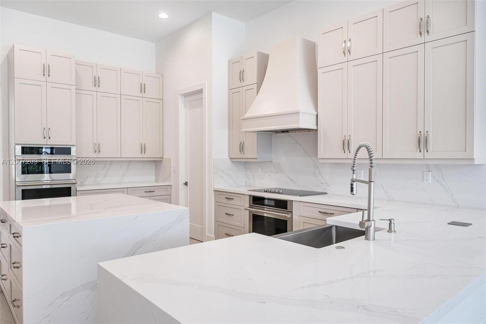 FLAMINGO RANCH ESTATES - Residential