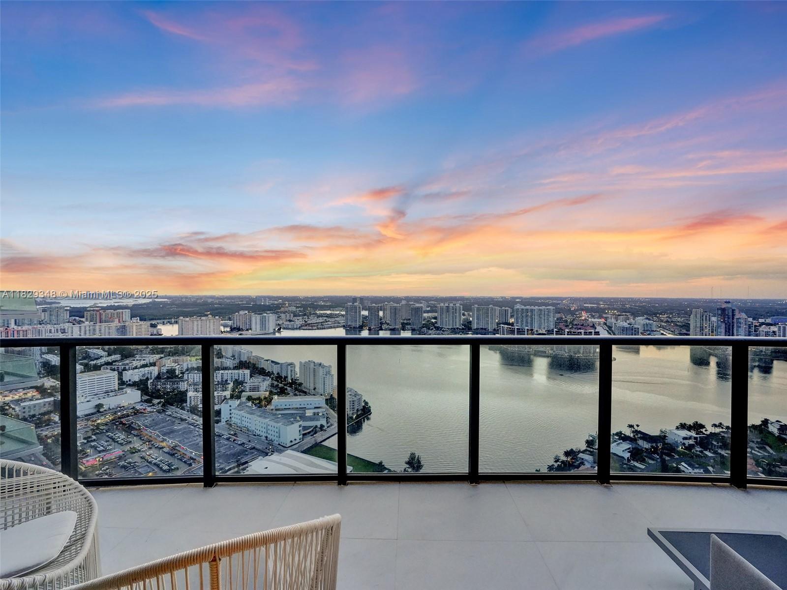 18555 COLLINS AVENUE COND - Residential