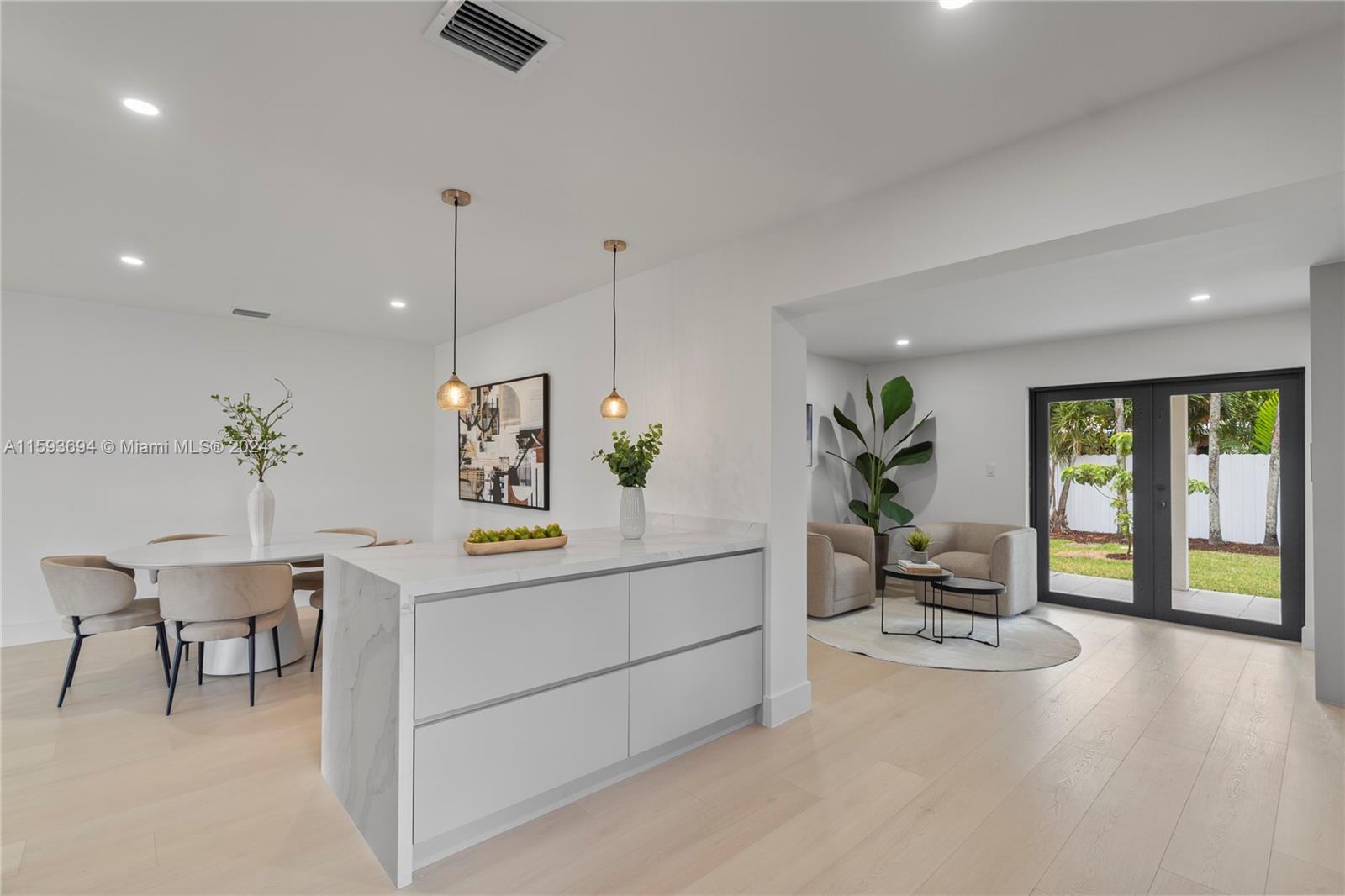 SOUTHERN ESTS - Residential