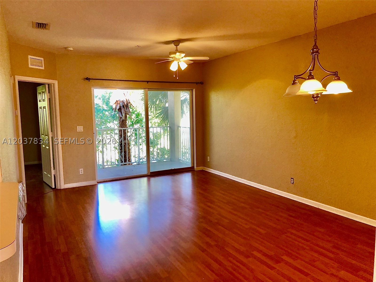 Beautiful waterfront view unit. Located in a quiet and great neighborhood. With spacious 3 bedrooms / 2 bathroom. With 2 assigned parking spaces in gated community. Community amenities includes pool, playground, picnic and barbecue area. Minutes away from highways, malls, restaurants, international airport and more