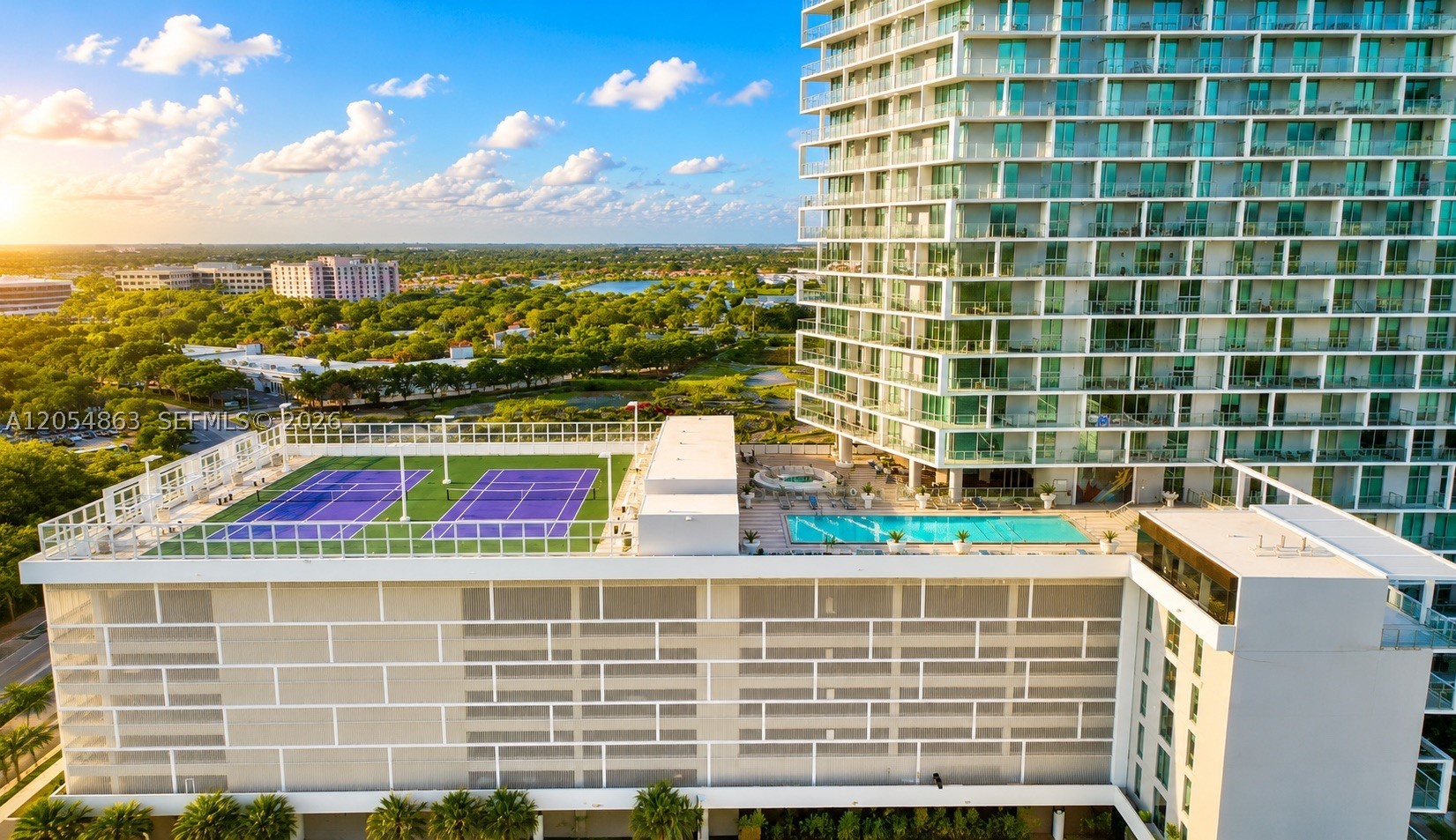 METROPICA NORTH TOWER ONE - Residential