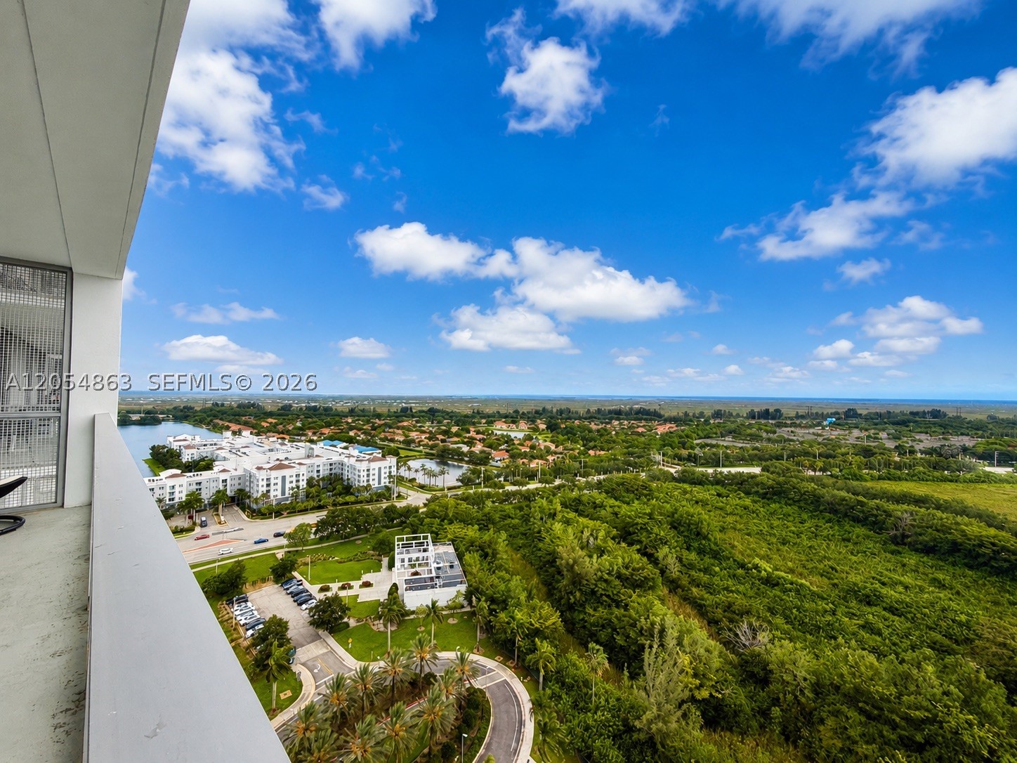 METROPICA NORTH TOWER ONE - Residential