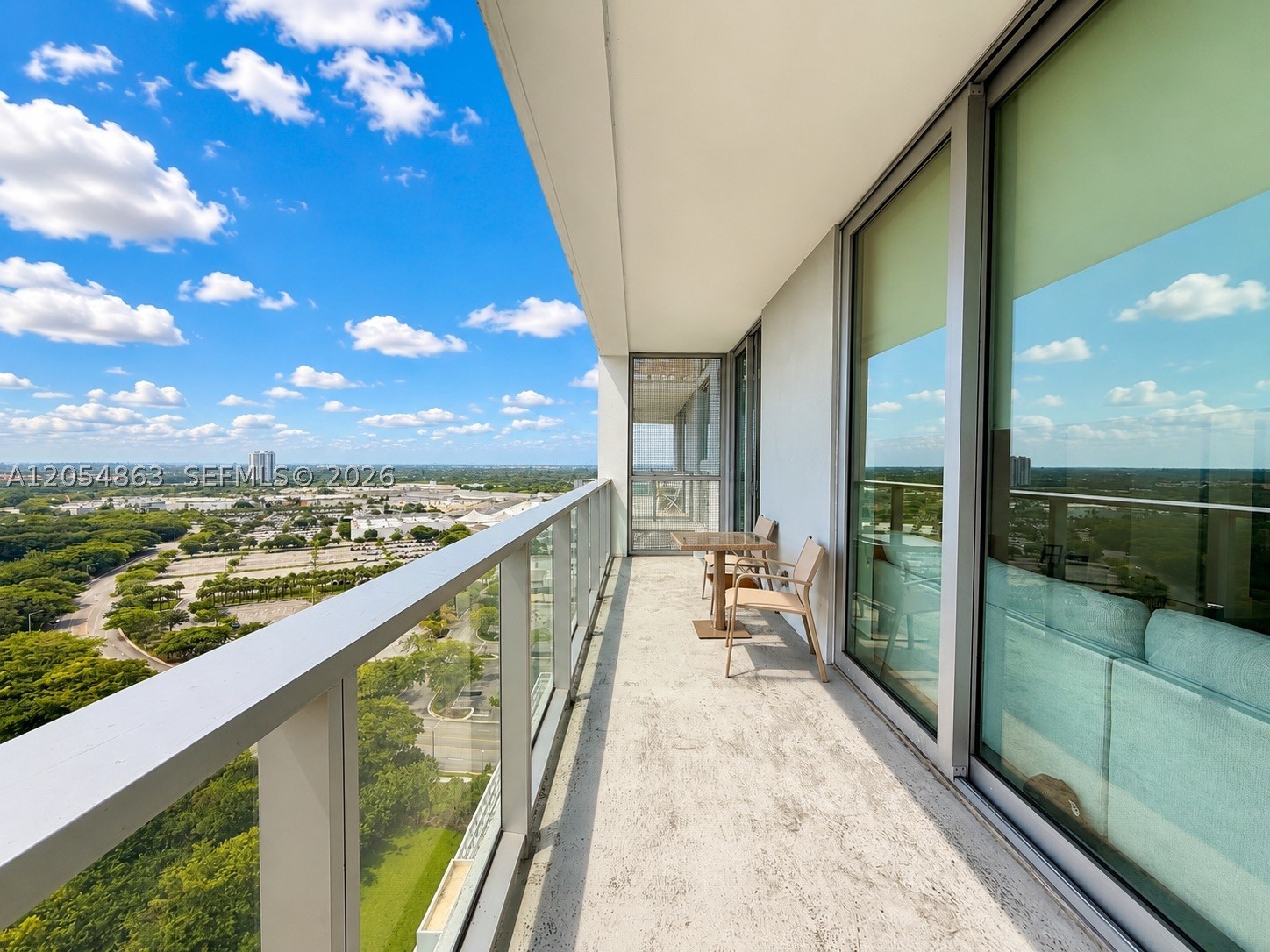 METROPICA NORTH TOWER ONE - Residential