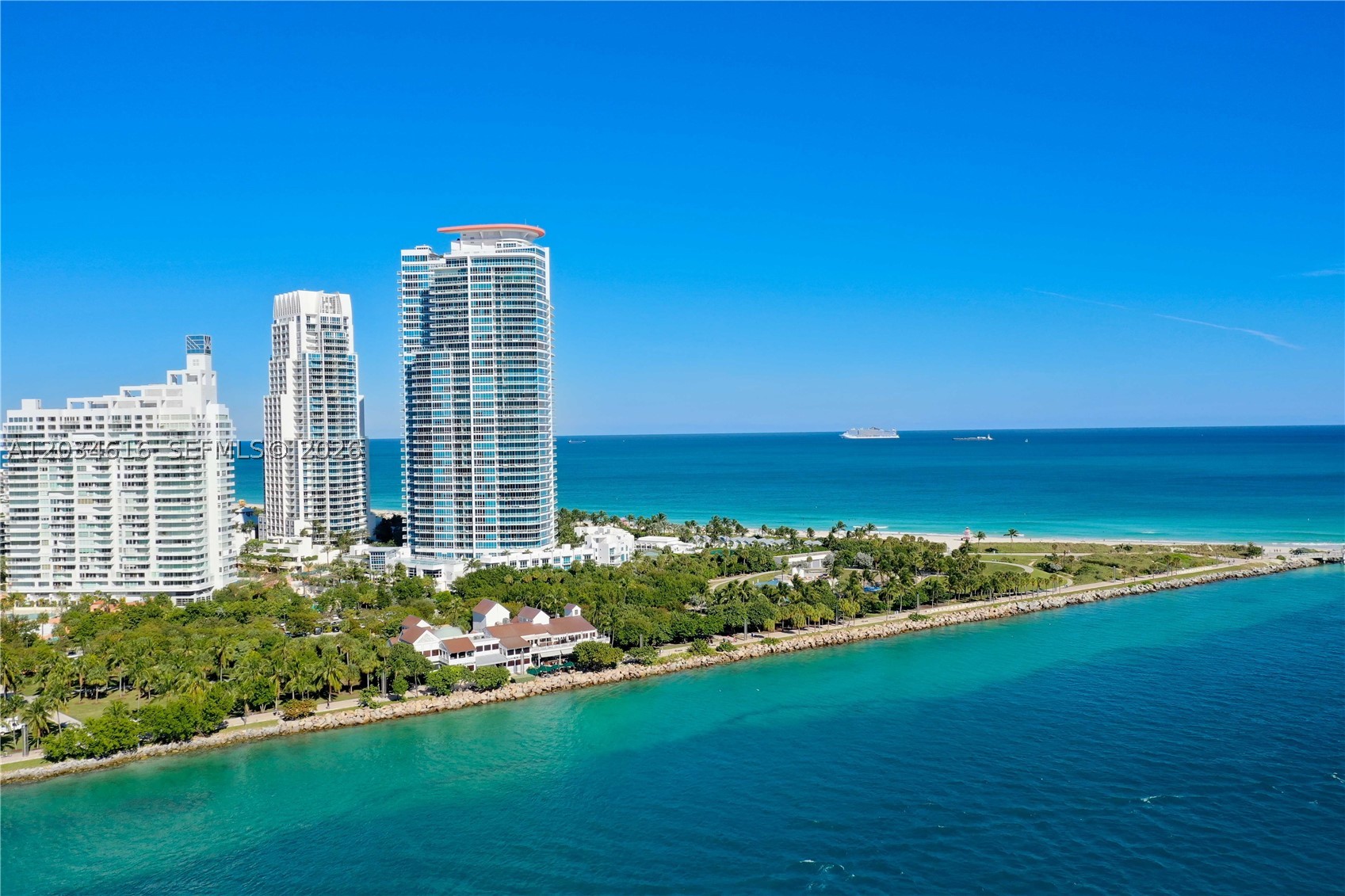 CONTINUUM ON SOUTH BEACH - Residential Lease