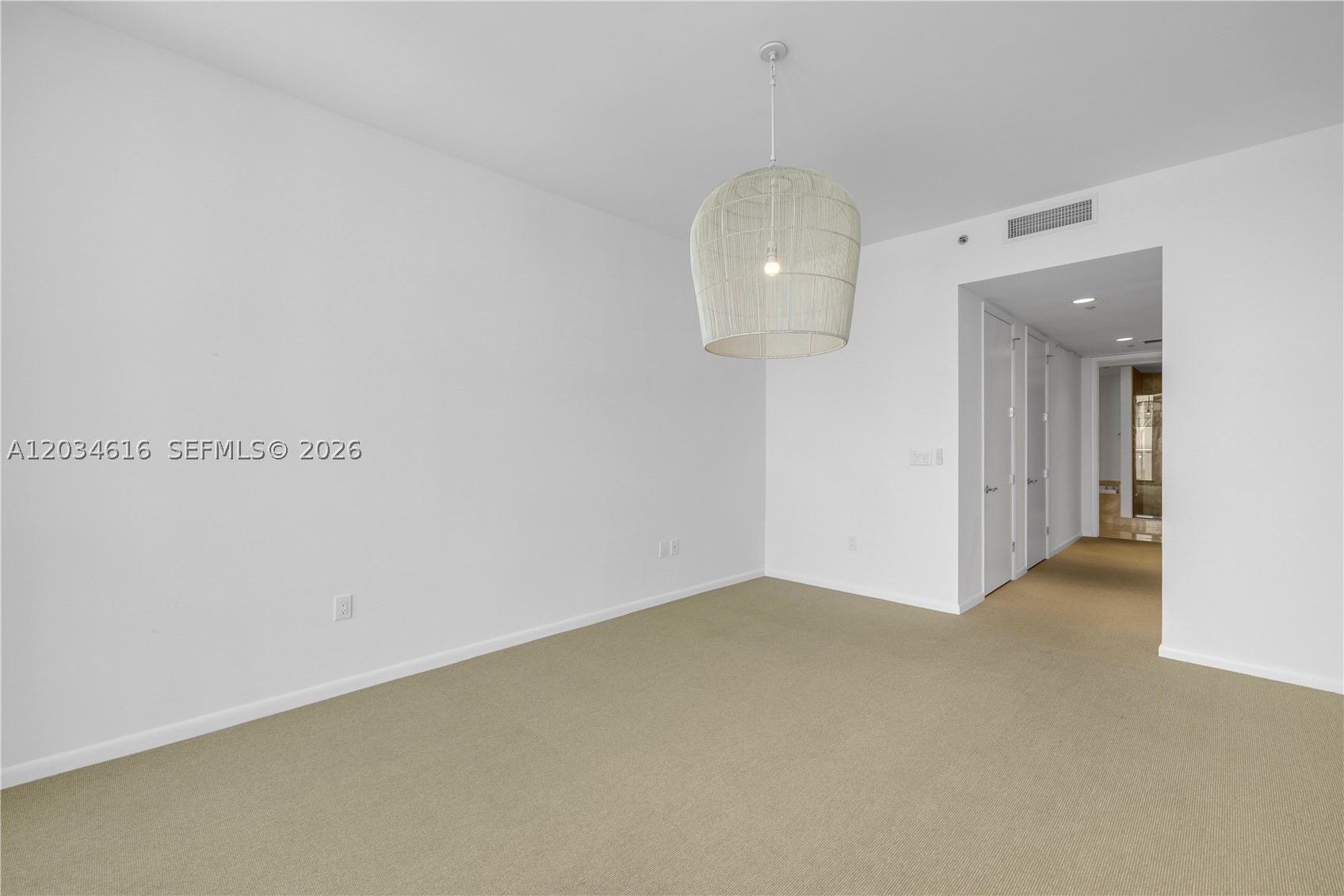 CONTINUUM ON SOUTH BEACH - Residential Lease