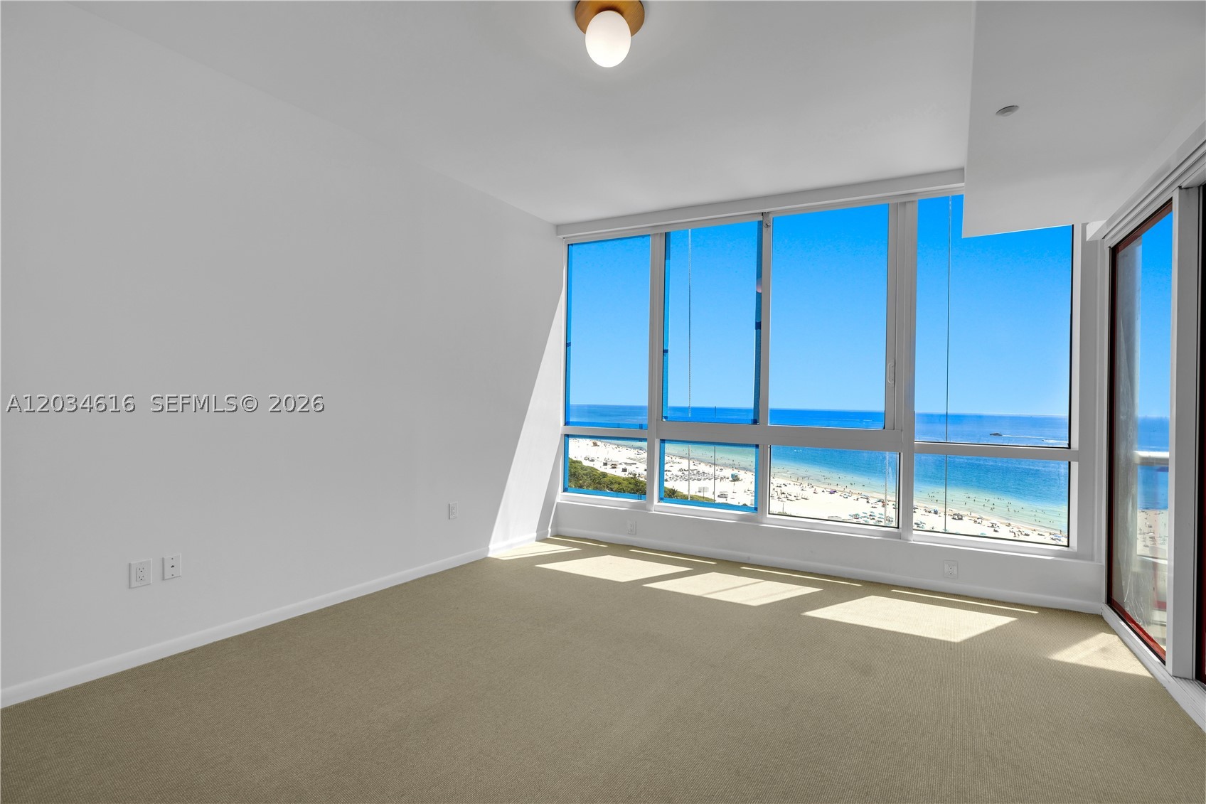 CONTINUUM ON SOUTH BEACH - Residential Lease