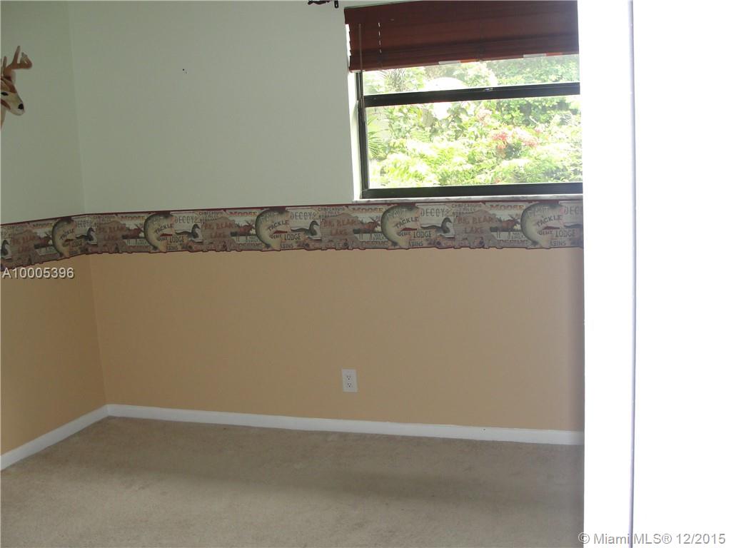 Waterview Isles 99-15 B - Residential Lease
