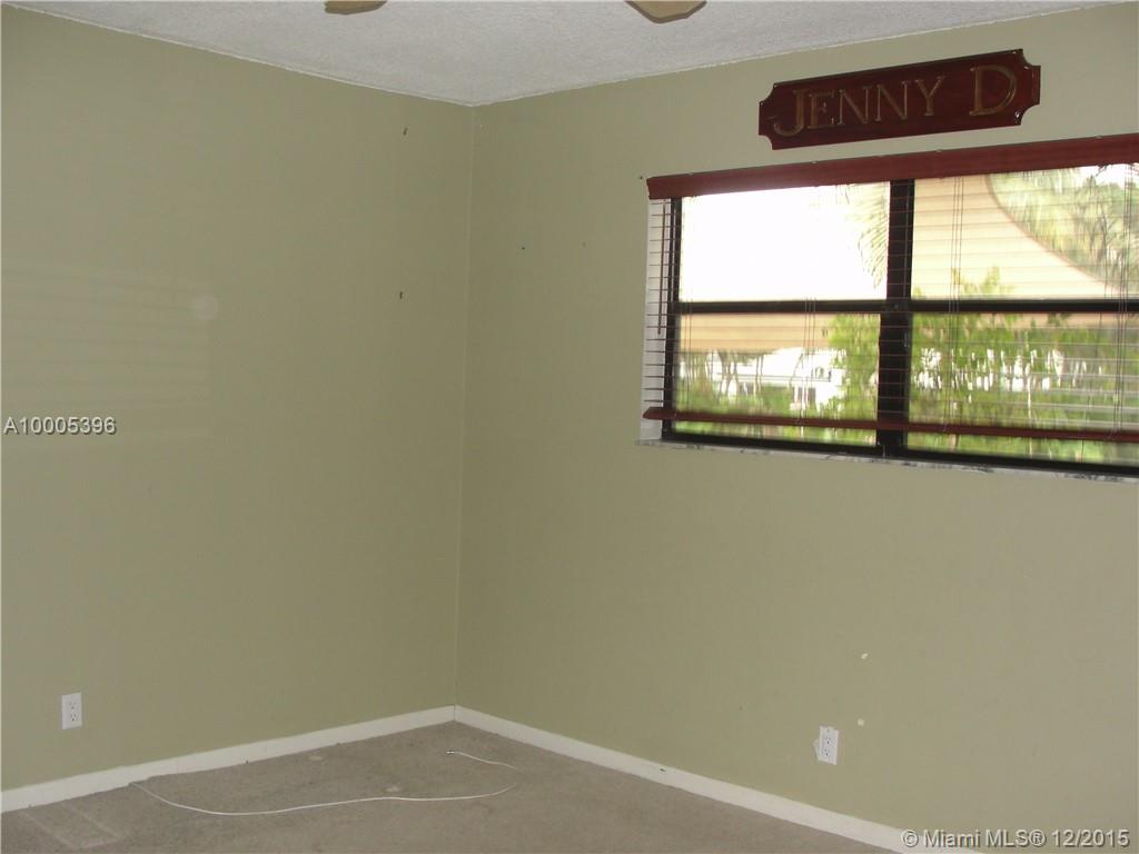 Waterview Isles 99-15 B - Residential Lease