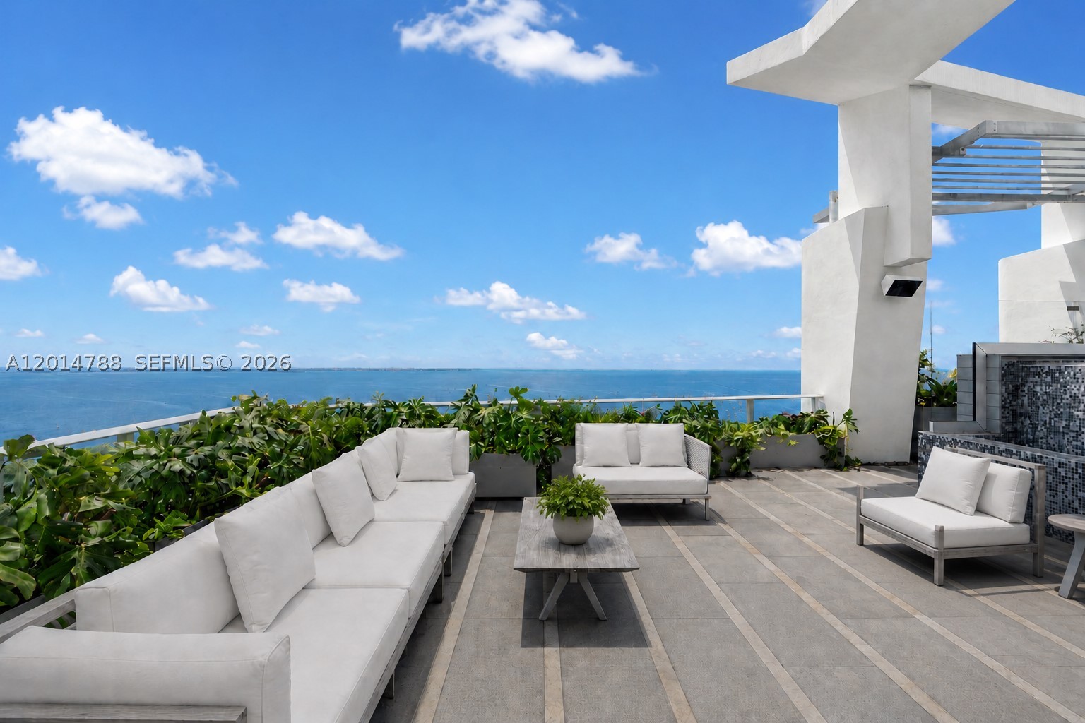 GROVENOR HOUSE CONDO - Residential