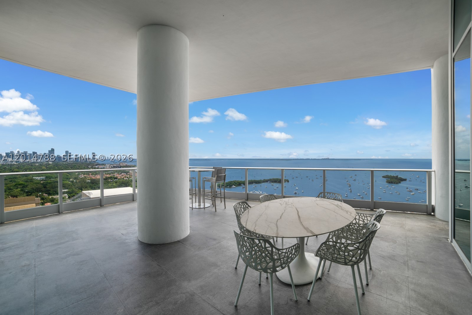 GROVENOR HOUSE CONDO - Residential