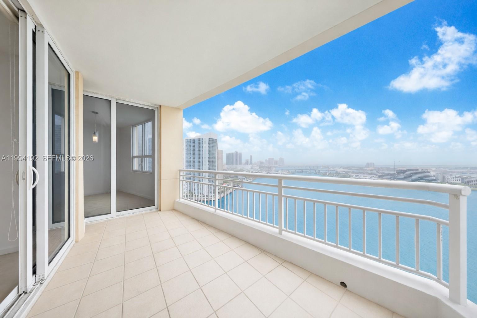THREE TEQUESTA POINT COND - Residential