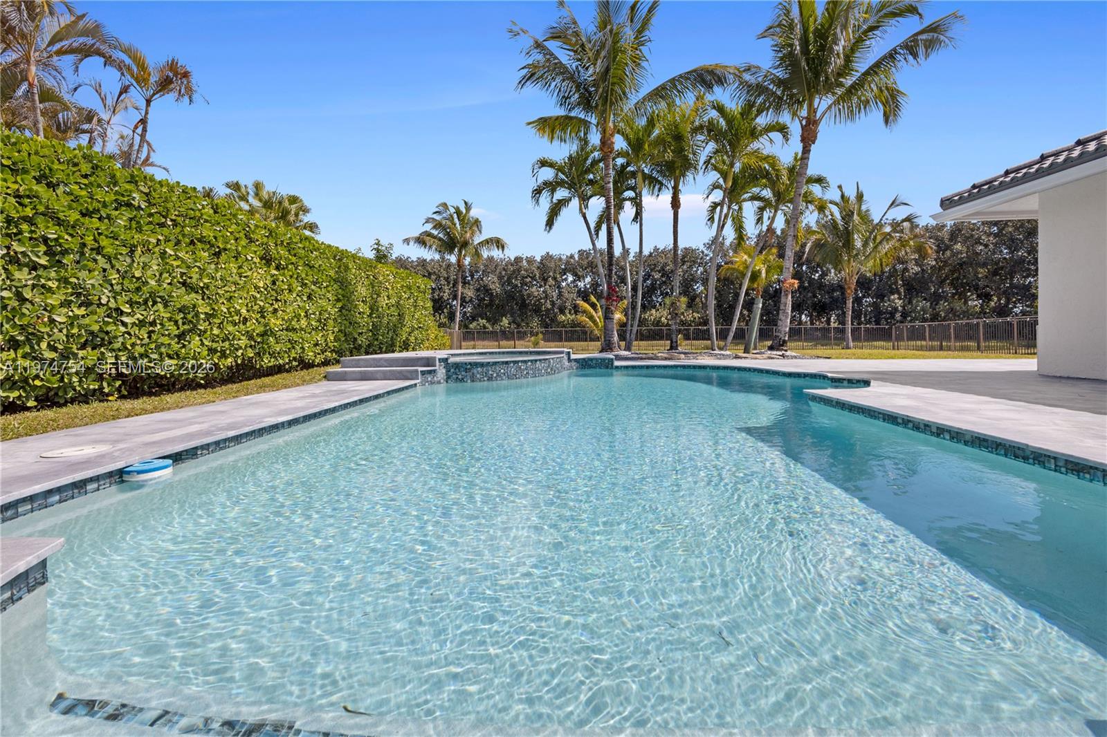 ORCHID ISLAND - Residential