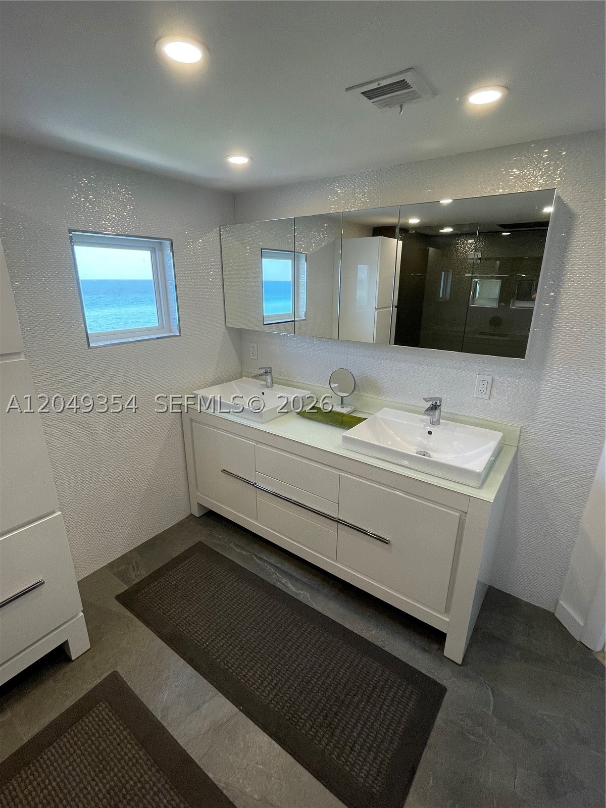 RIMINI BEACH CONDO - Residential Lease