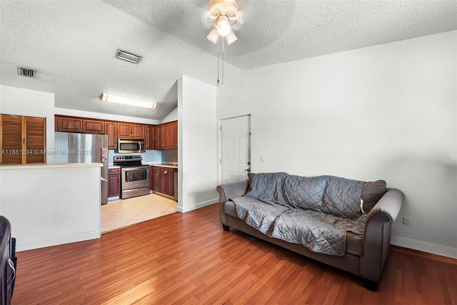LAKEWOOD AT EMERALD HILLS - Residential