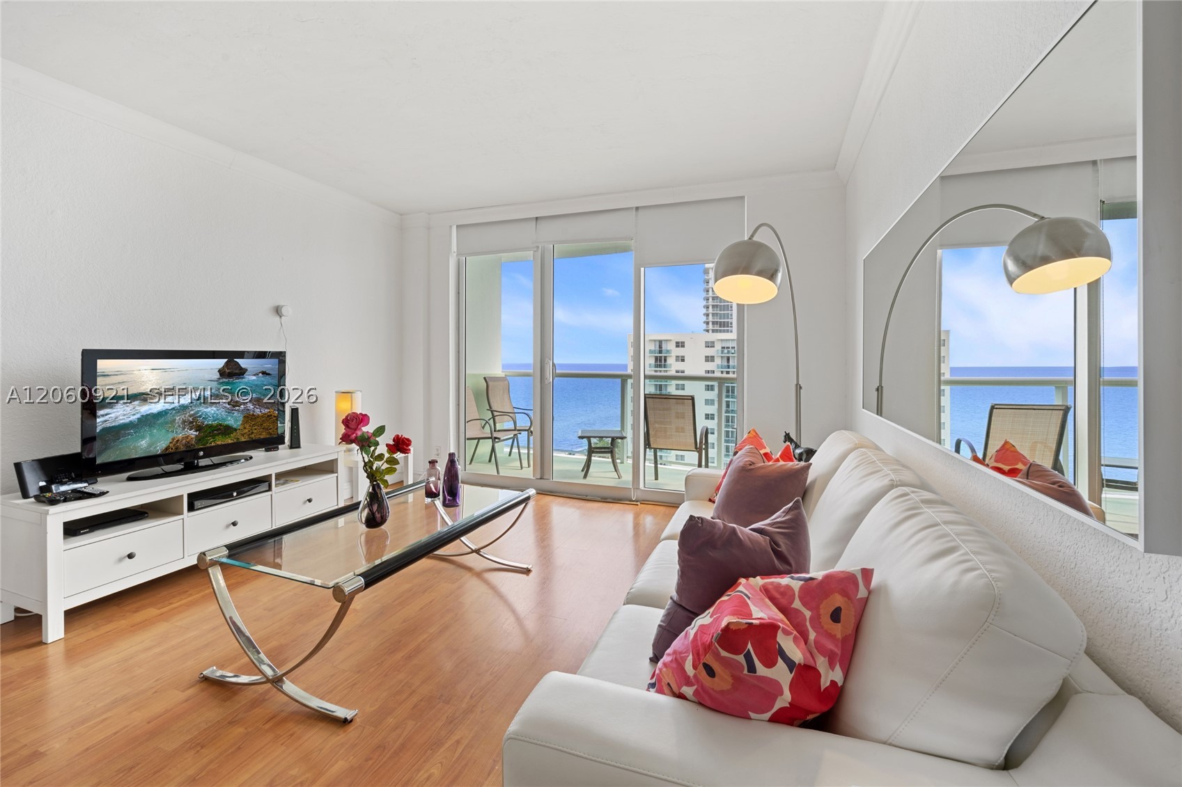 Ocean front condo 
Enjoy the best of both worlds - use it as your own Miami getaway and rent it to tourists when you are not in town. With no minimum rental period restrictions, it's an excellent opportunity to generate rental income while owning an oceanfront property Spacious 15 th floor 1bedroom1 bathroom bathroom unit boasting one of the best views in the building. Resort-style amenities include direct beach access, oceanfront pool, fitness center, business center, valet parking, security, and more. Pet-friendly building. Prime Hollywood Beach location just minutes from Fort Lauderdale Airport, Aventura Mall, Gulfstream Park, restaurants, shopping, and the Hollywood Boardwalk. Current special assessment under the monthly financing option is $304.21/month / Monthly Maintenance $ 933.