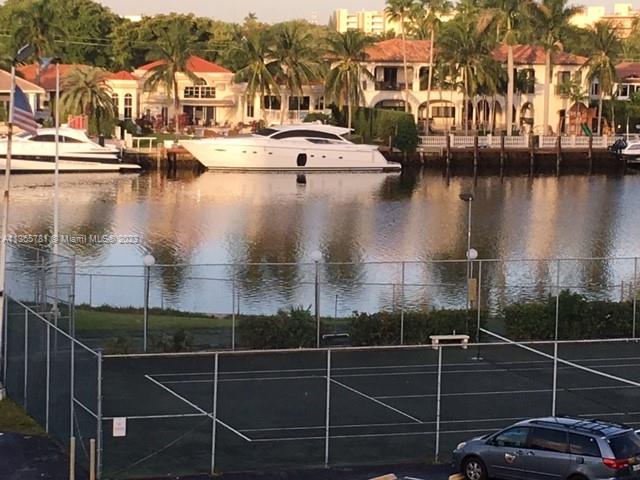 DE SOTO PARK CONDO - Residential