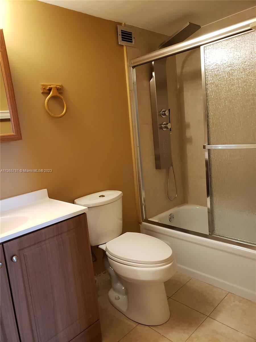DE SOTO PARK CONDO - Residential