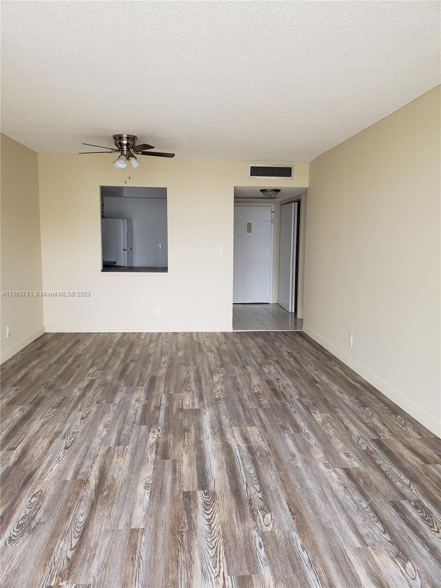 DE SOTO PARK CONDO - Residential