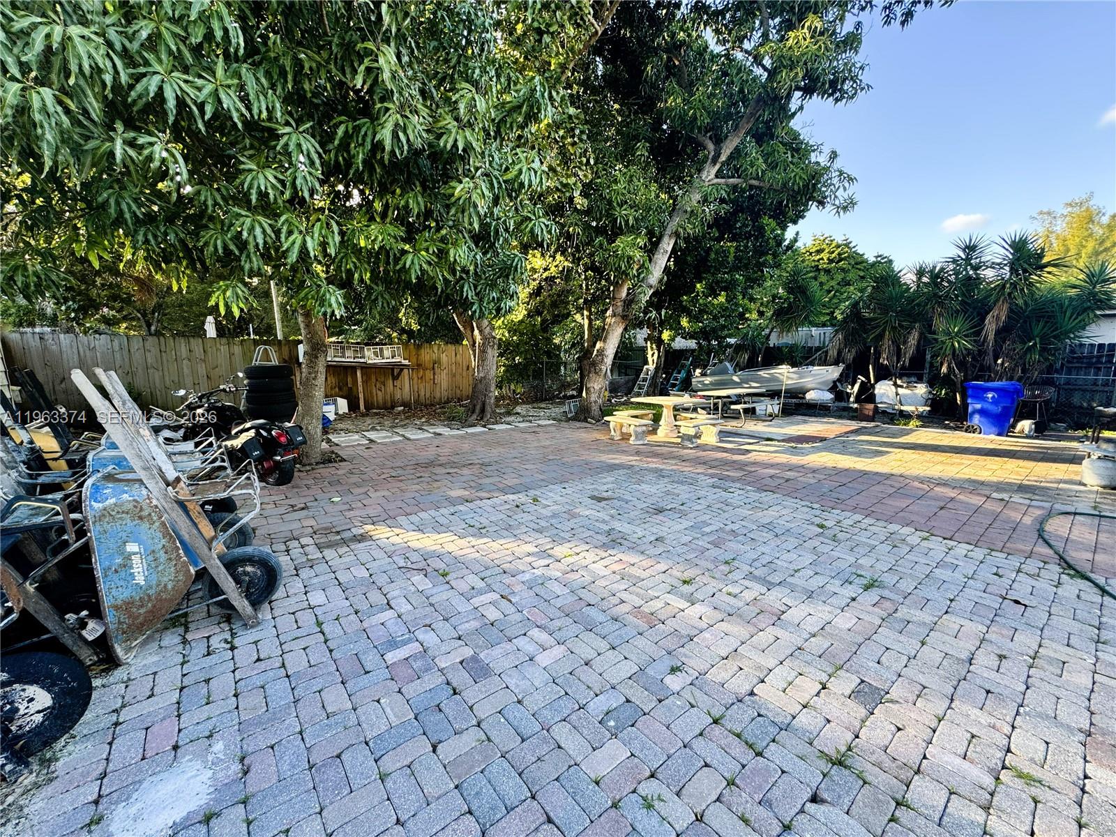 FLAGLER GROVE ESTATES - Residential