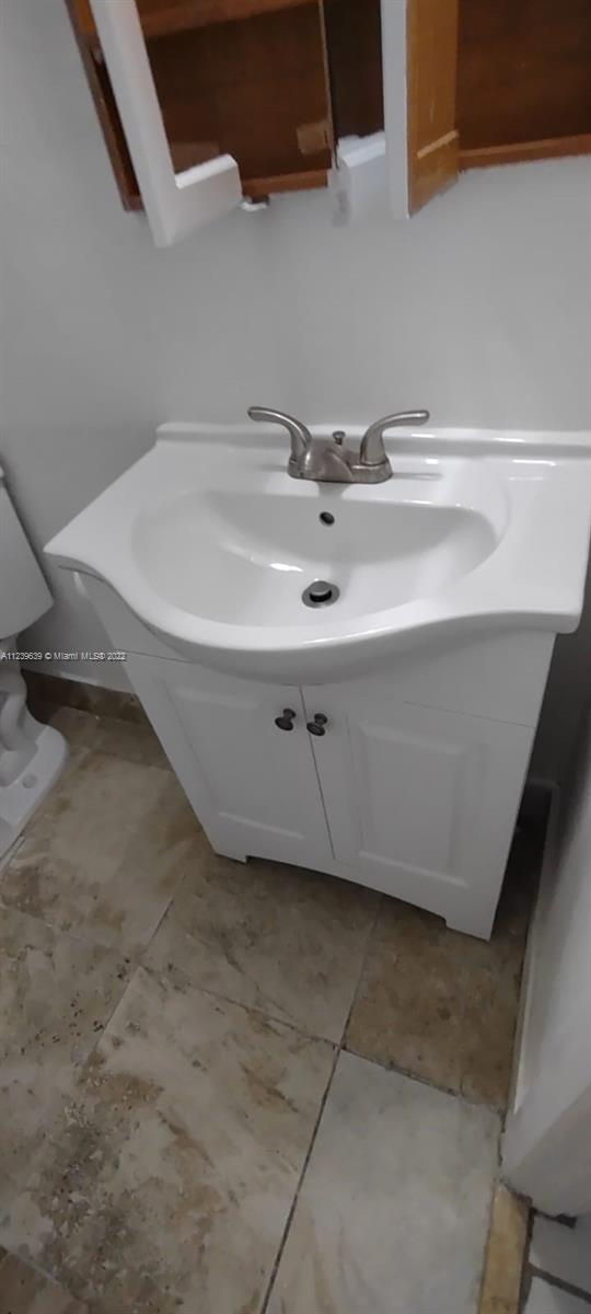 WESTLAND GARDENS CONDO - Residential Lease