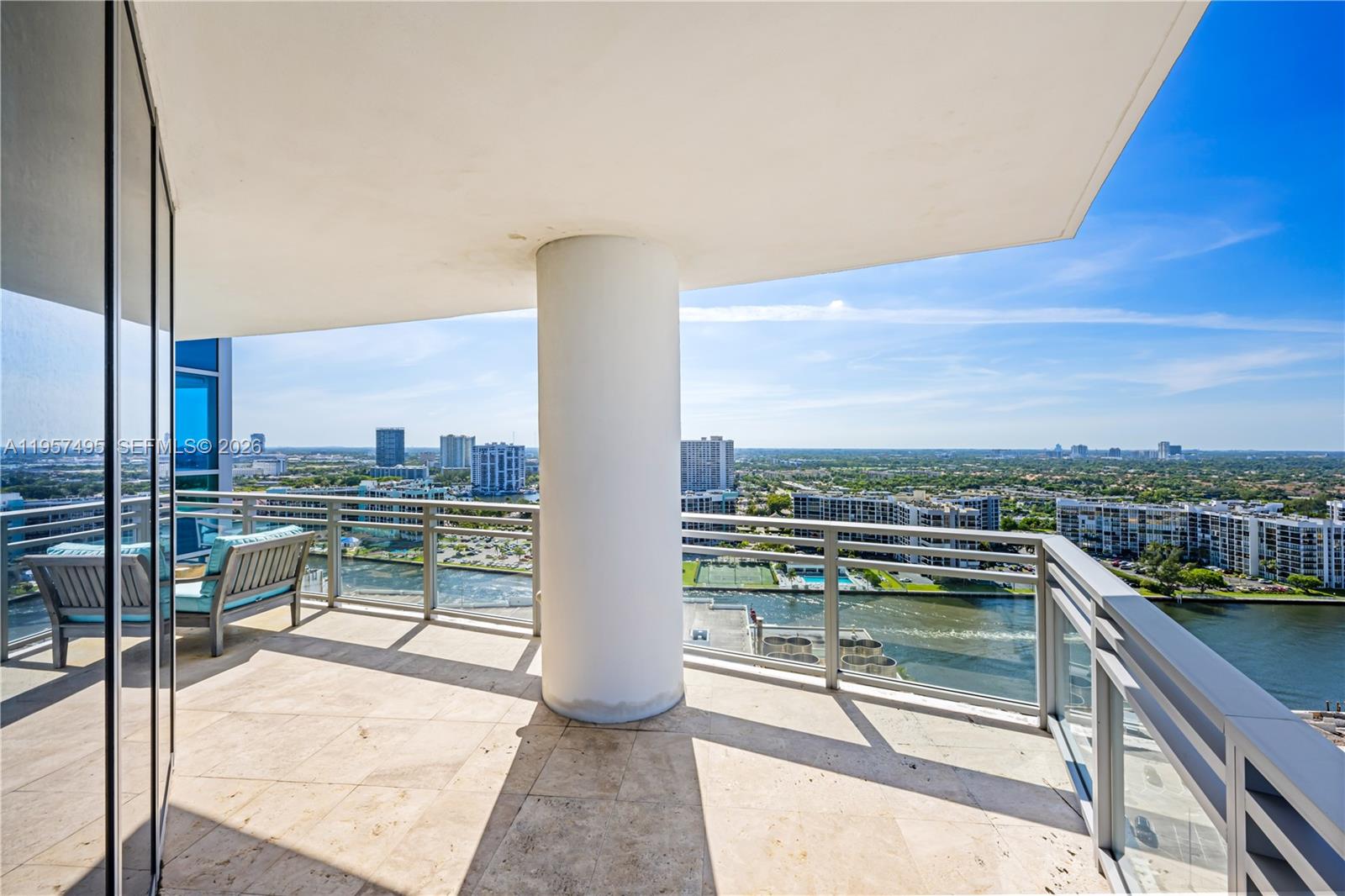 DIPLOMAT OCEANFRONT RESID - Residential