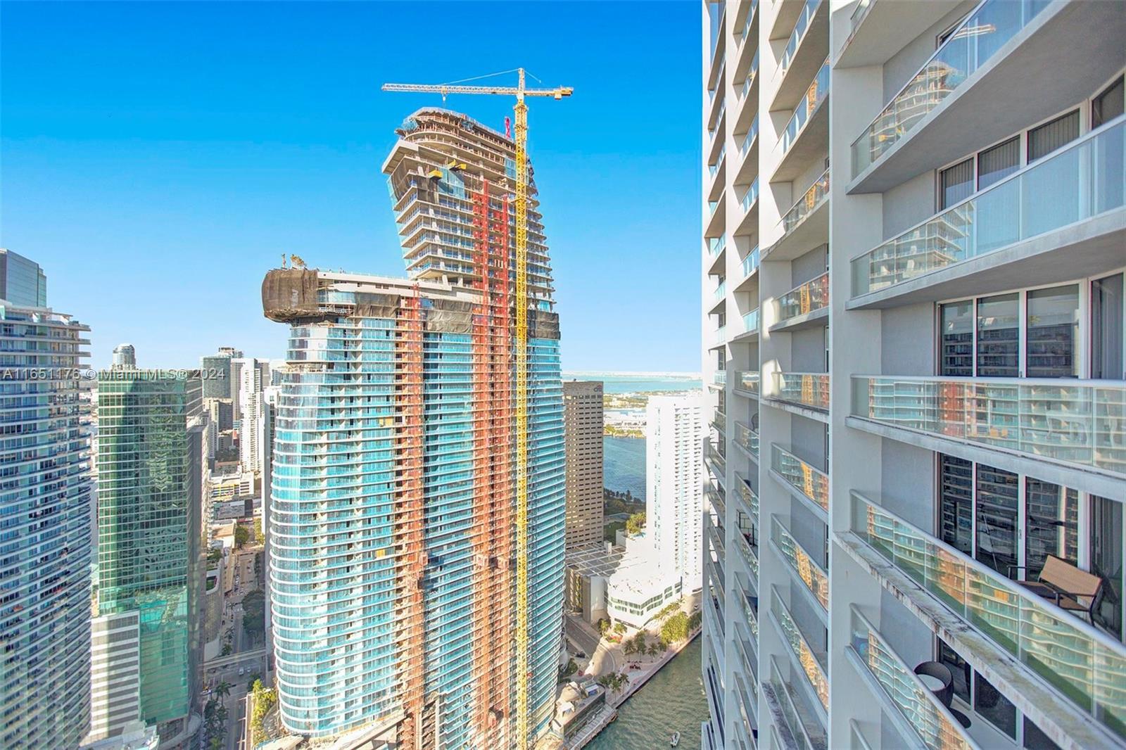 ICONBRICKELL CONDO NO 1 - Residential Lease