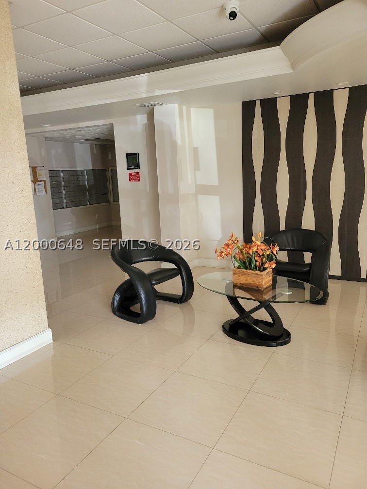 PLAZA TOWERS NORTH CONDO - Residential