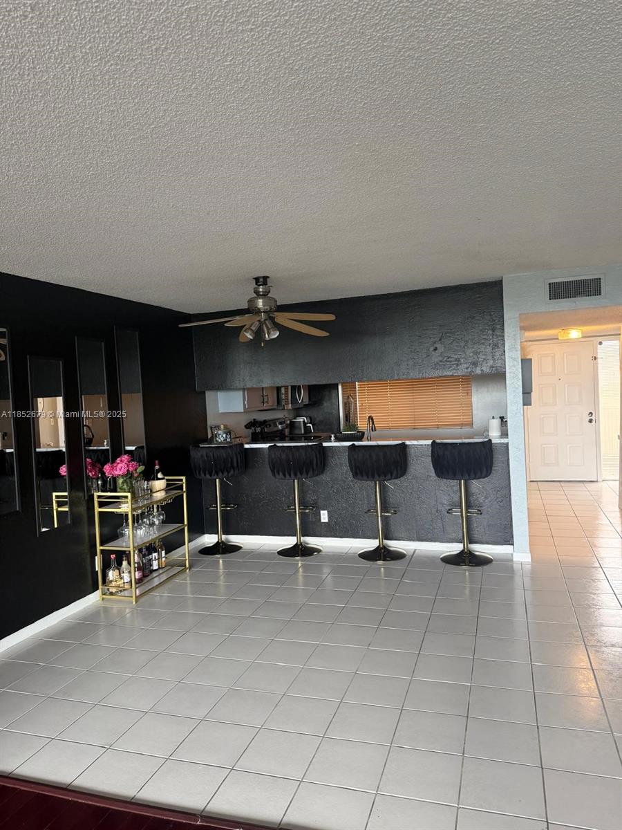 EATON AT HAMPTONS WEST CO - Residential