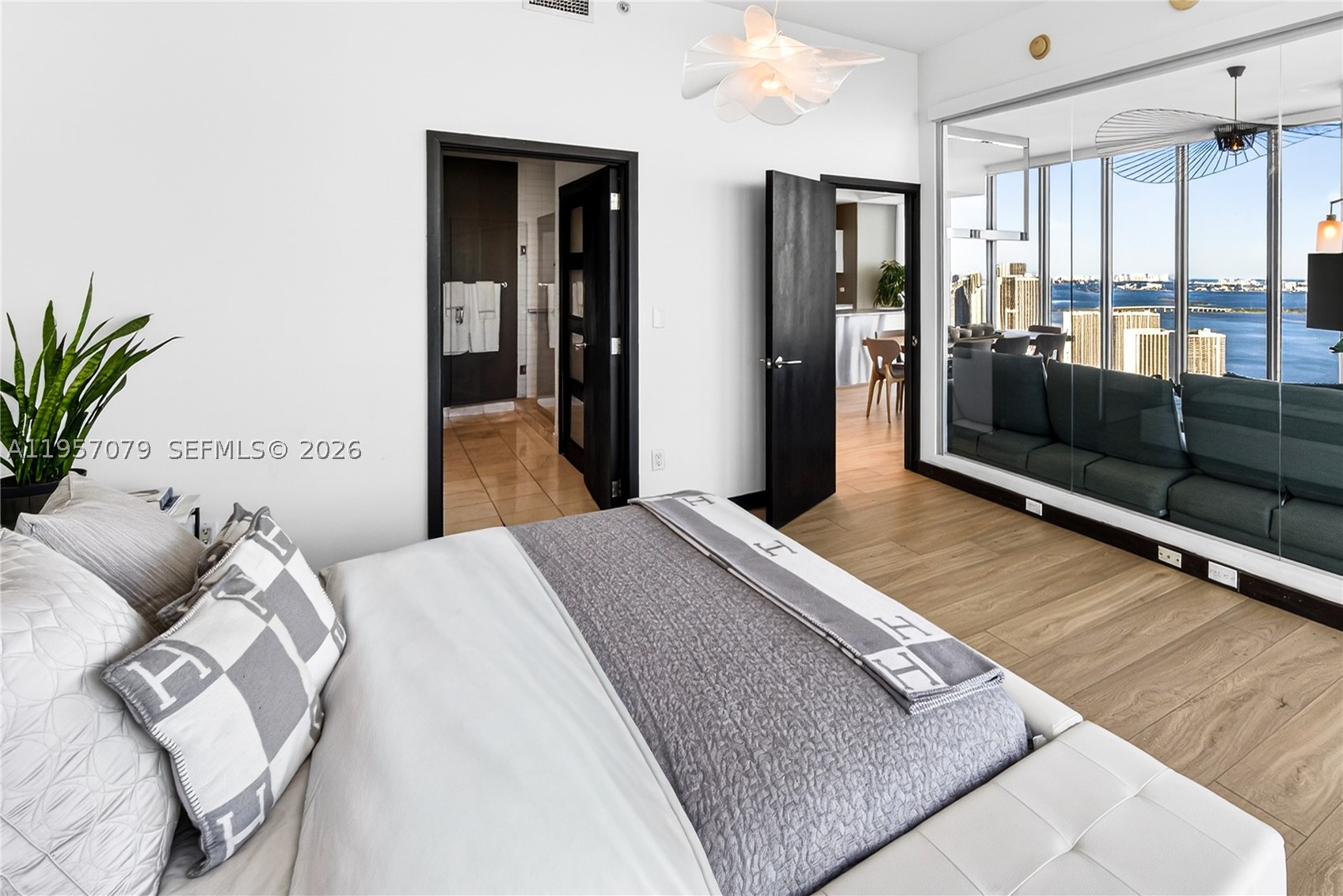 MARINABLUE CONDO - Residential