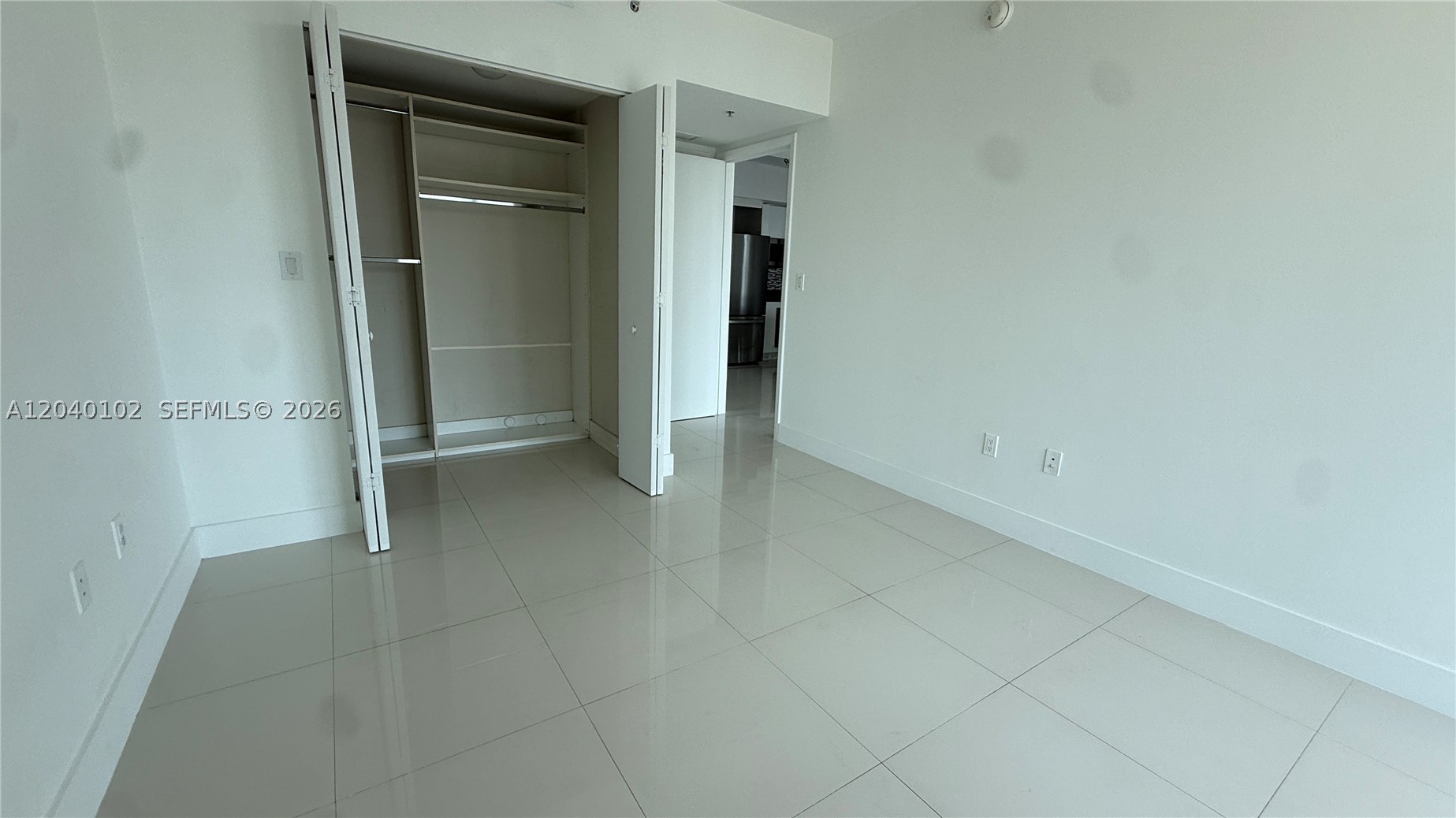 MINT Condominium - Residential