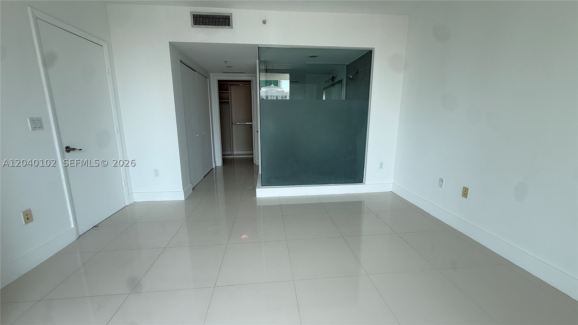 MINT Condominium - Residential