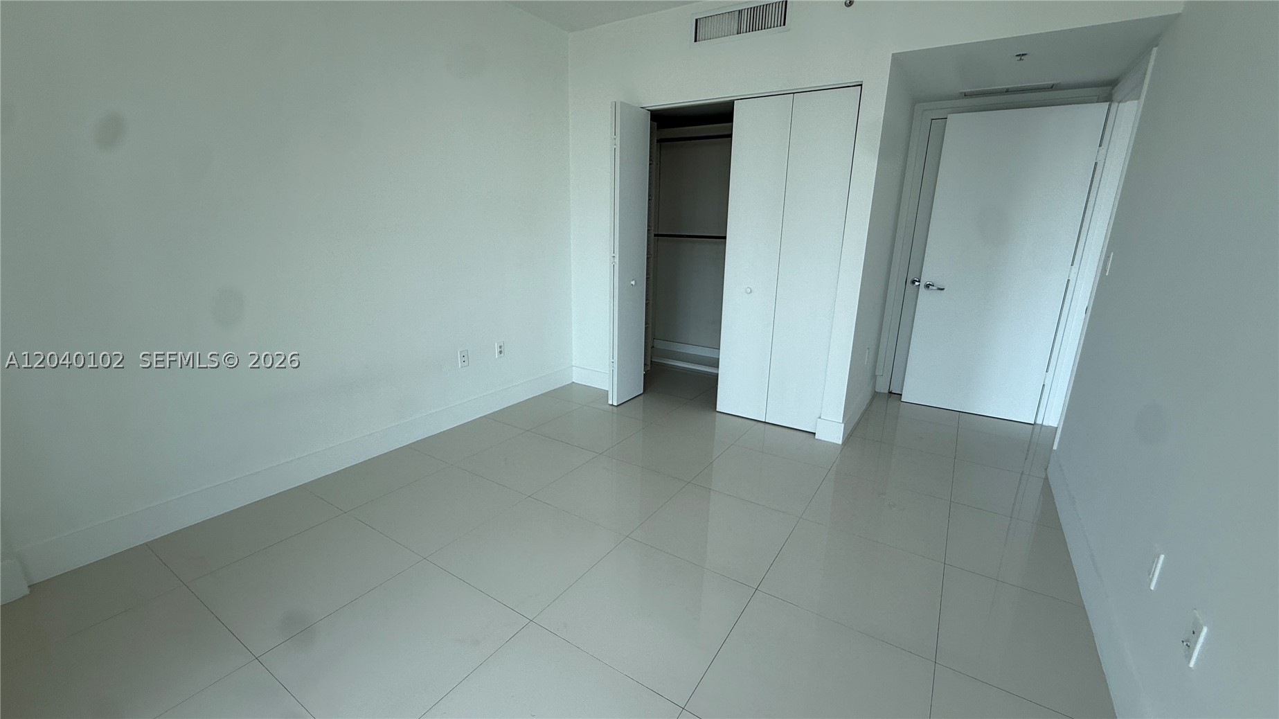 MINT Condominium - Residential