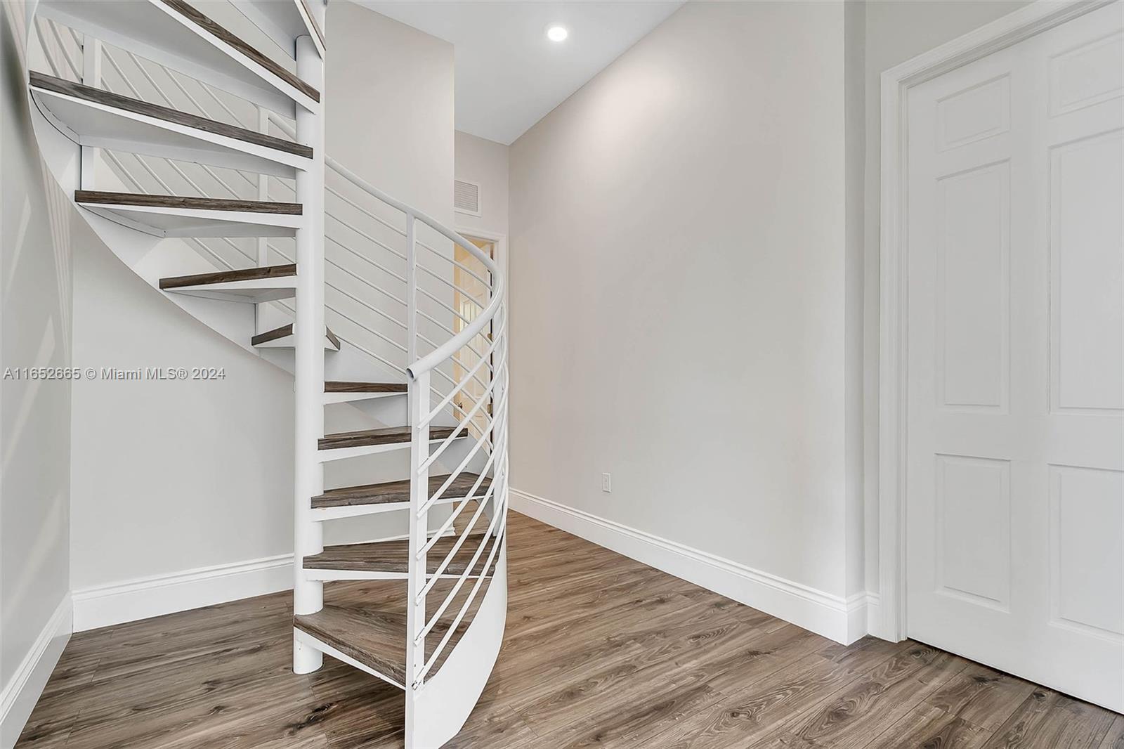 KLOEBER BAY FRONTS SEC 2 - Residential