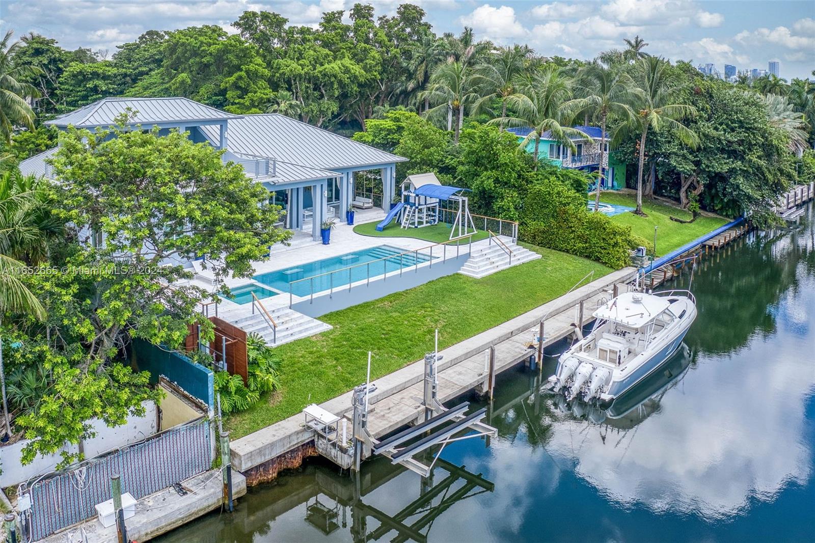 KLOEBER BAY FRONTS SEC 2 - Residential