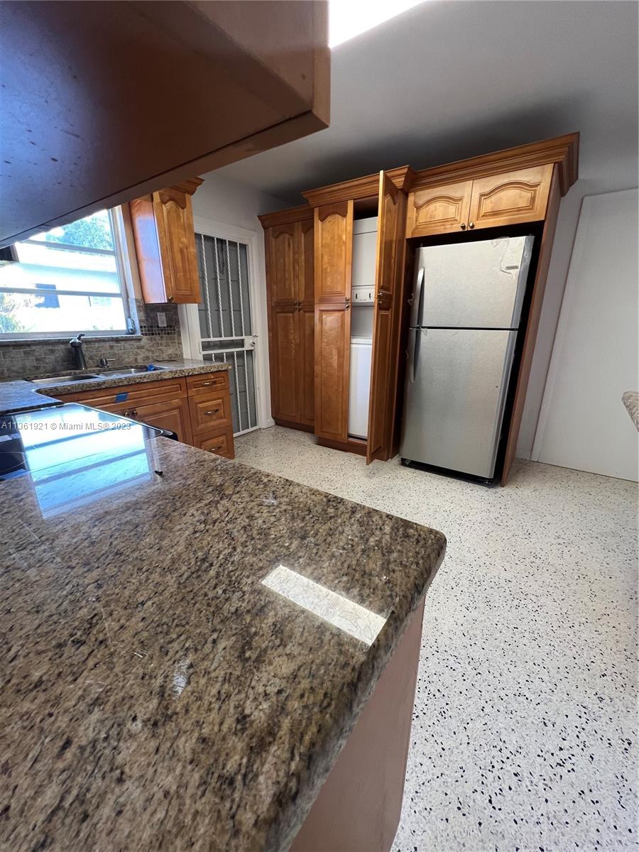COMFORT GARDENS 1ST ADDN - Residential Lease
