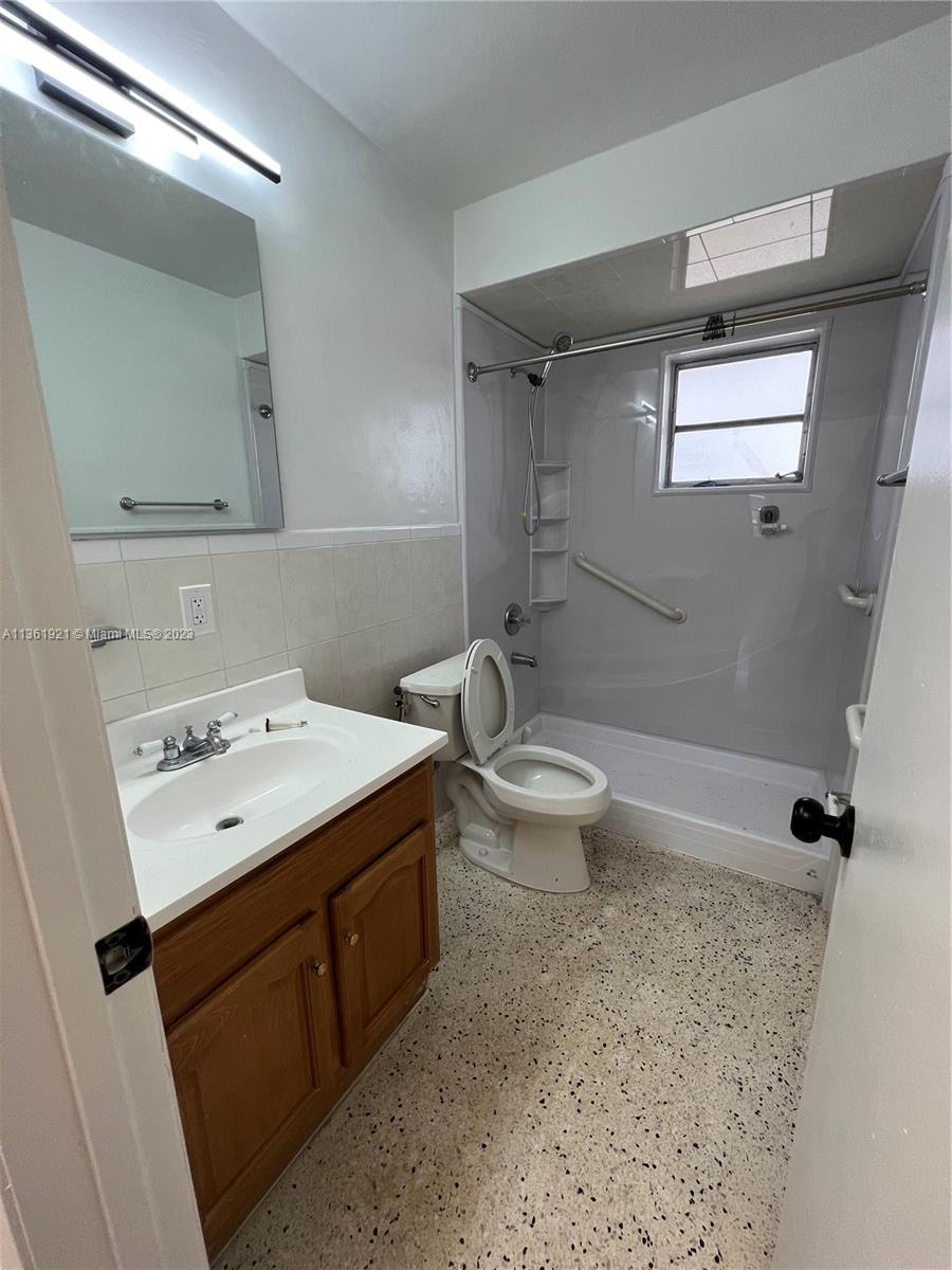 COMFORT GARDENS 1ST ADDN - Residential Lease