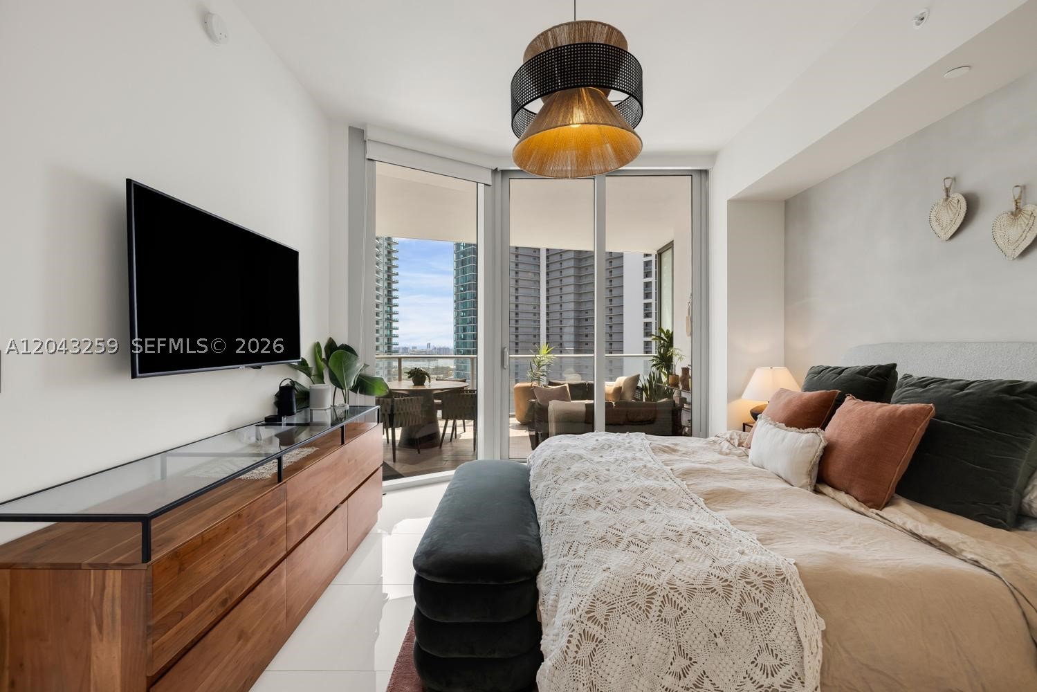 PARAMOUNT MIAMI WORLDCENT - Residential