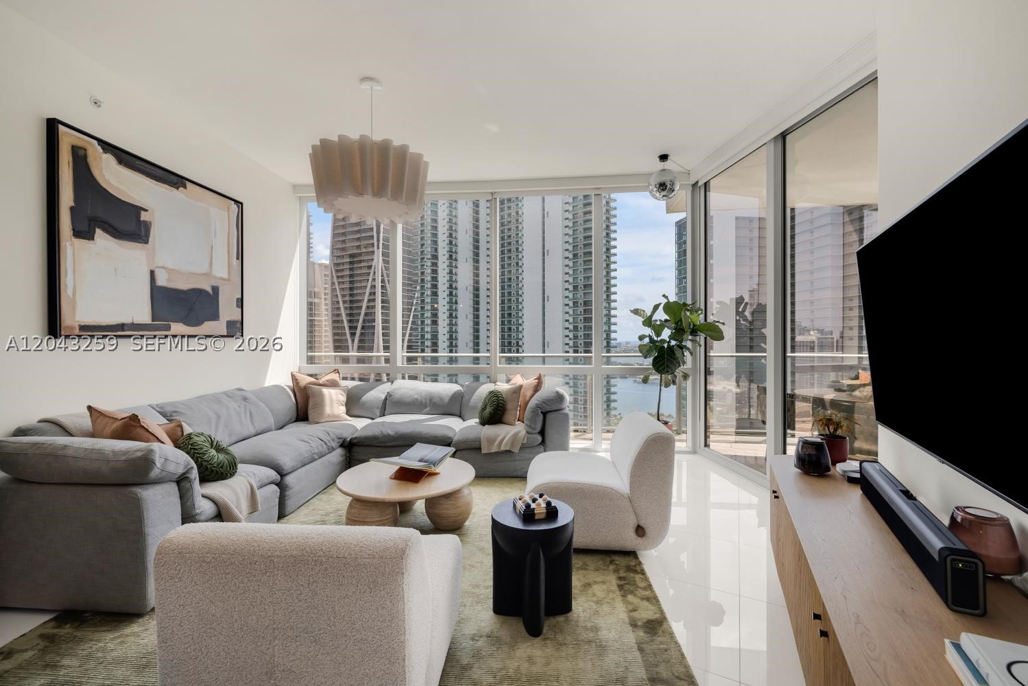 PARAMOUNT MIAMI WORLDCENT - Residential