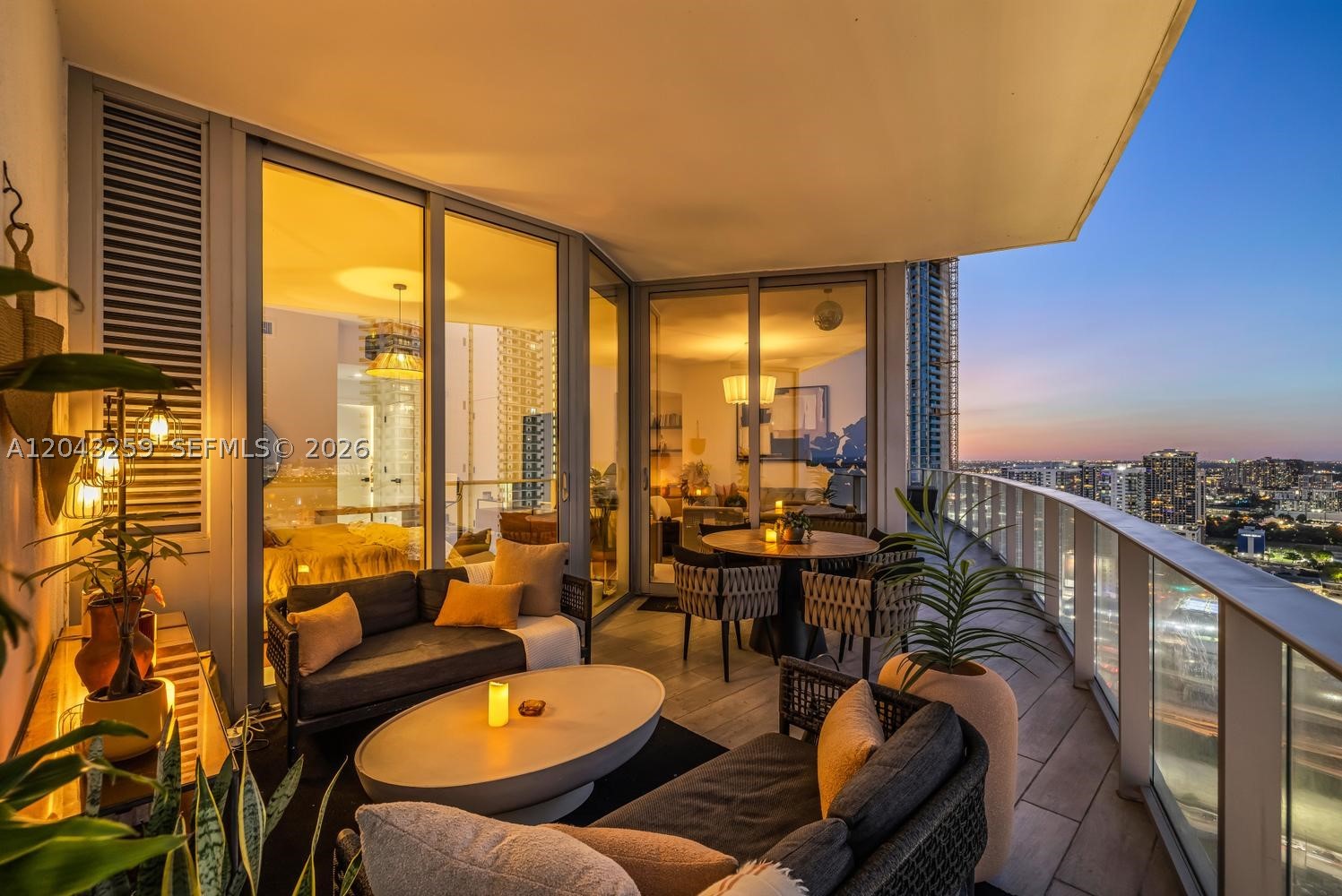 PARAMOUNT MIAMI WORLDCENT - Residential