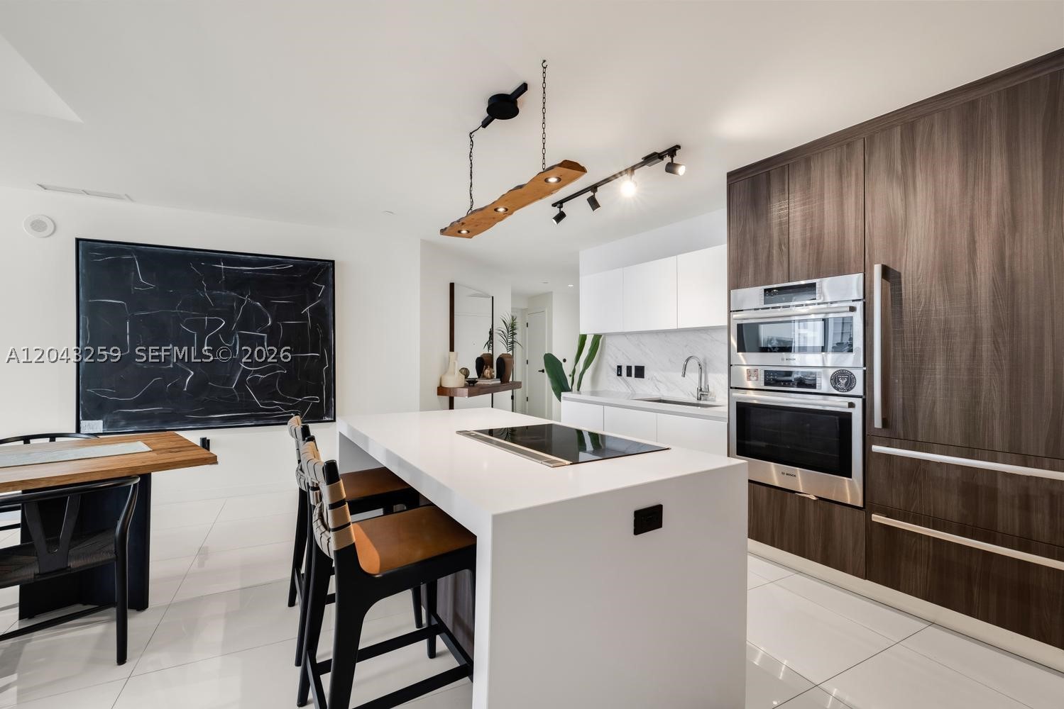 PARAMOUNT MIAMI WORLDCENT - Residential