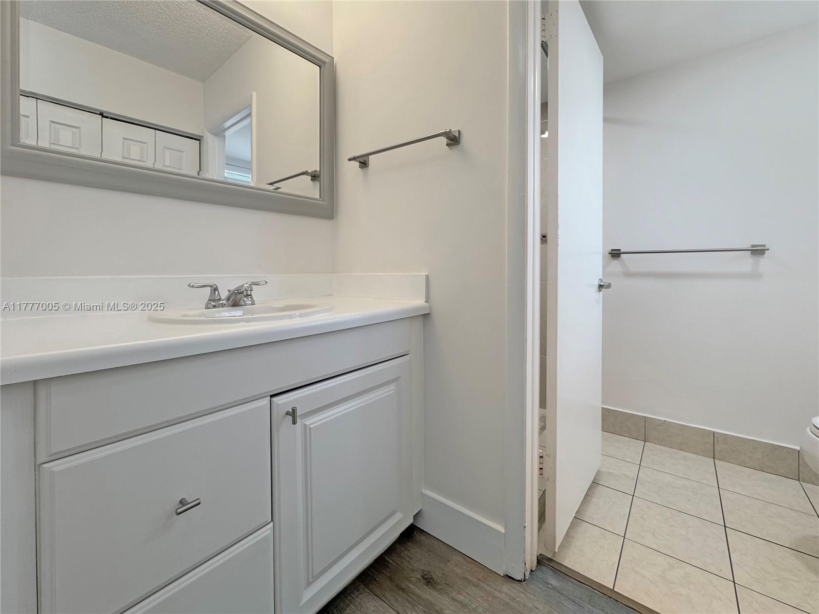 HEATHER WALK CONDO - Residential Lease