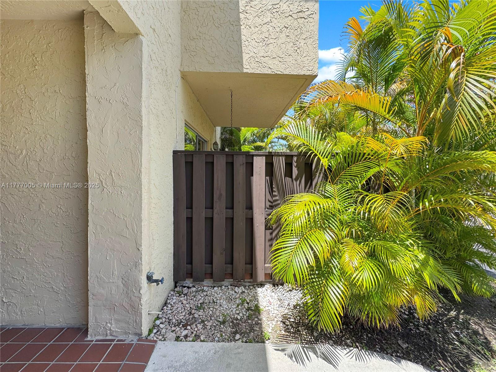 HEATHER WALK CONDO - Residential Lease