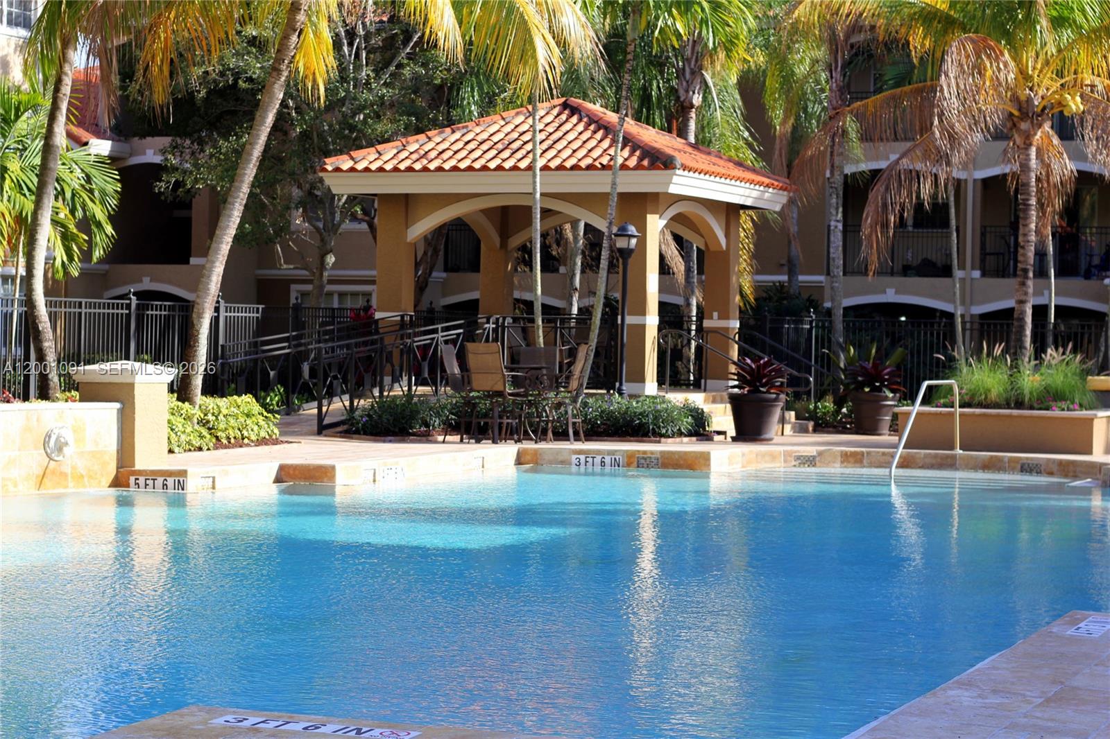 MARQUESA CONDO - Residential