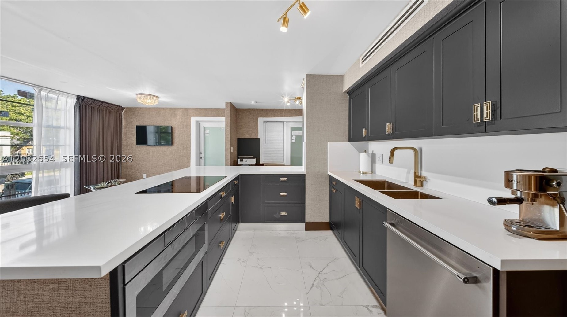 TERRACE EAST CONDO - Residential