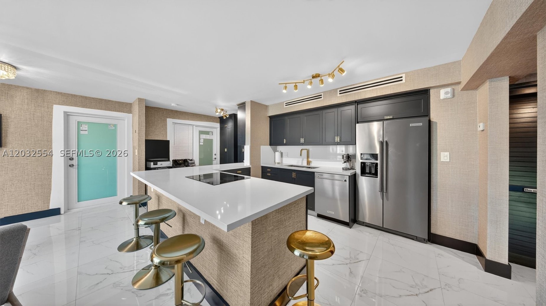 TERRACE EAST CONDO - Residential