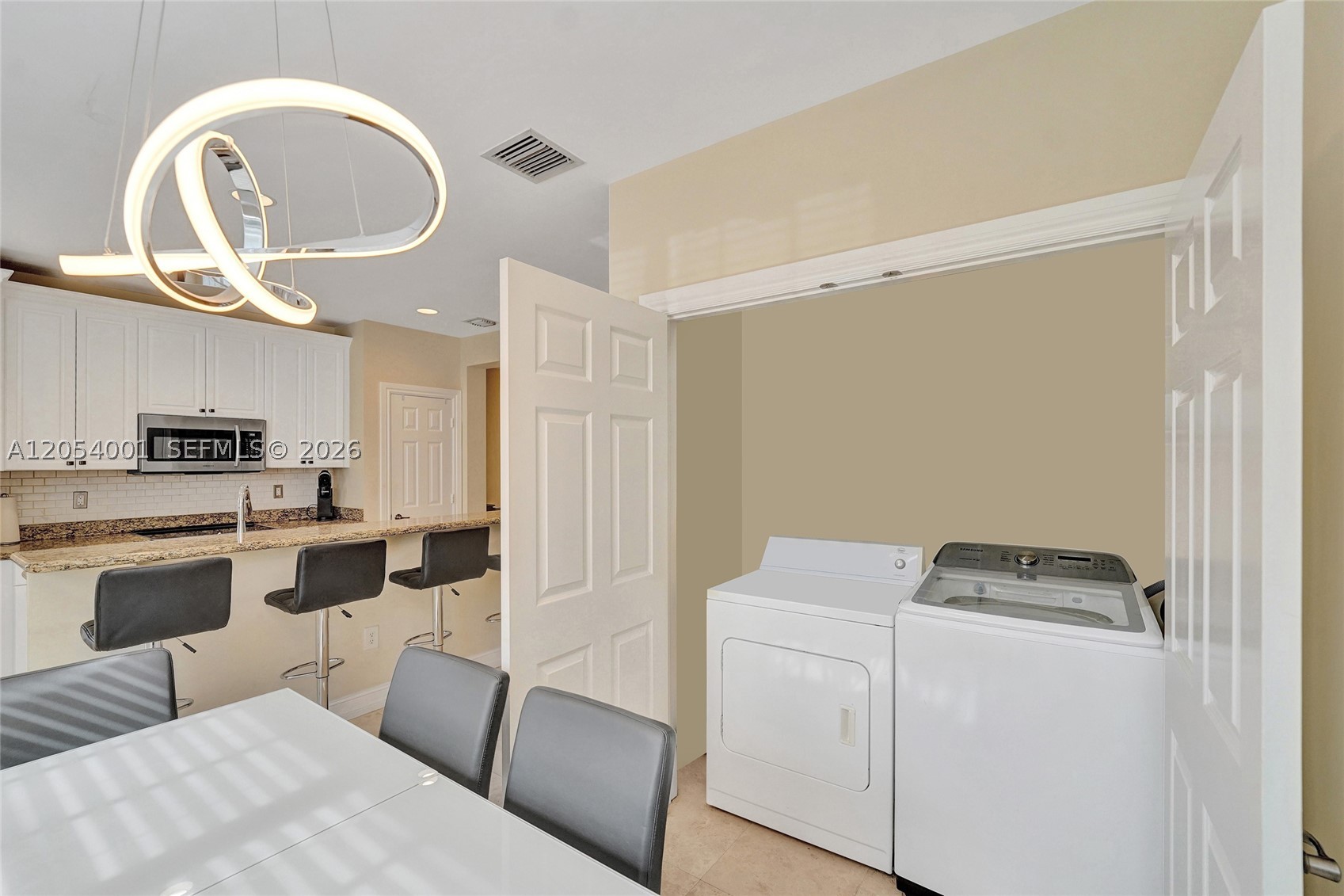 HIGHLAND ESTATES - Residential